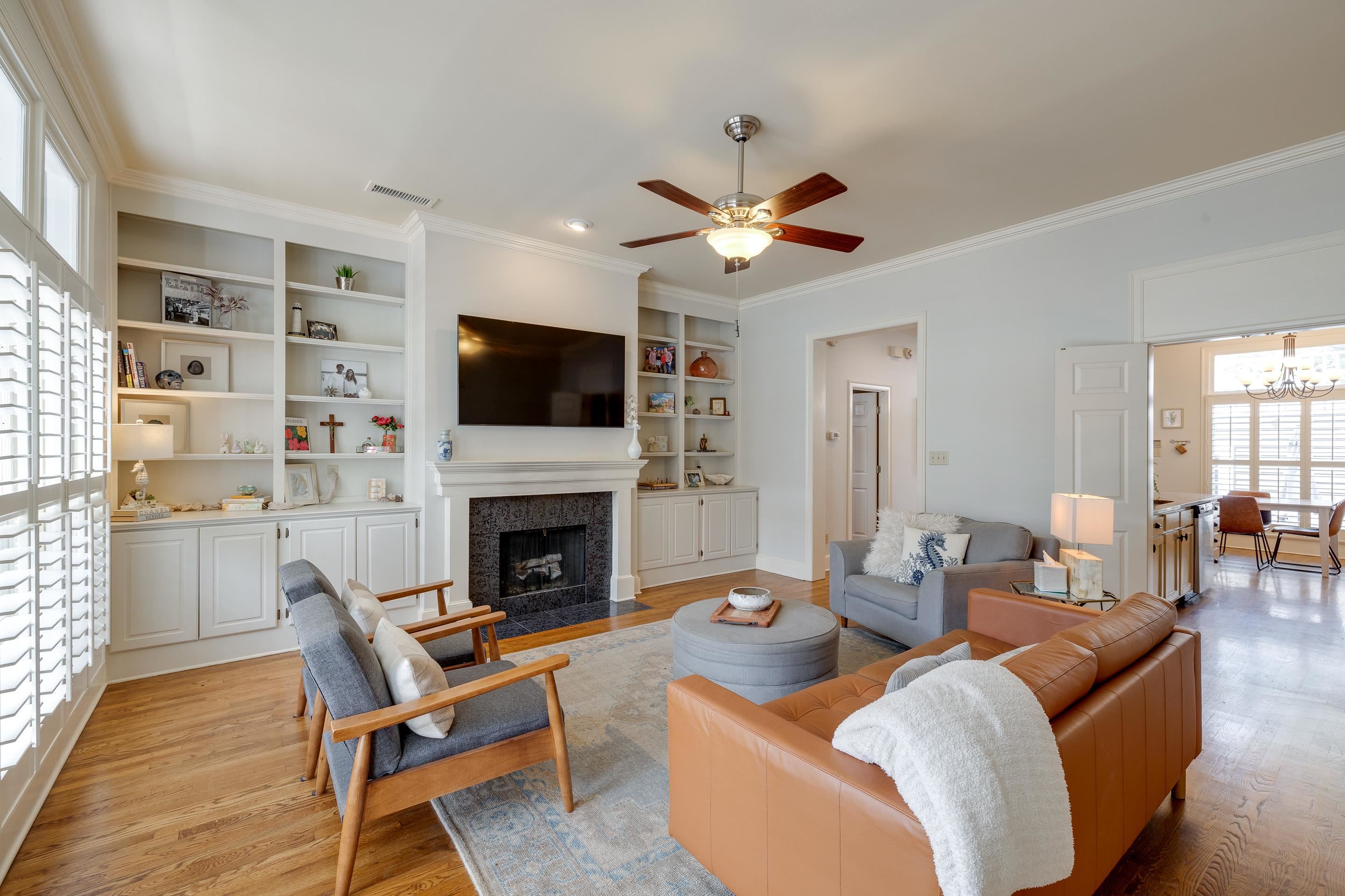 925 HARBOR VIEW DR