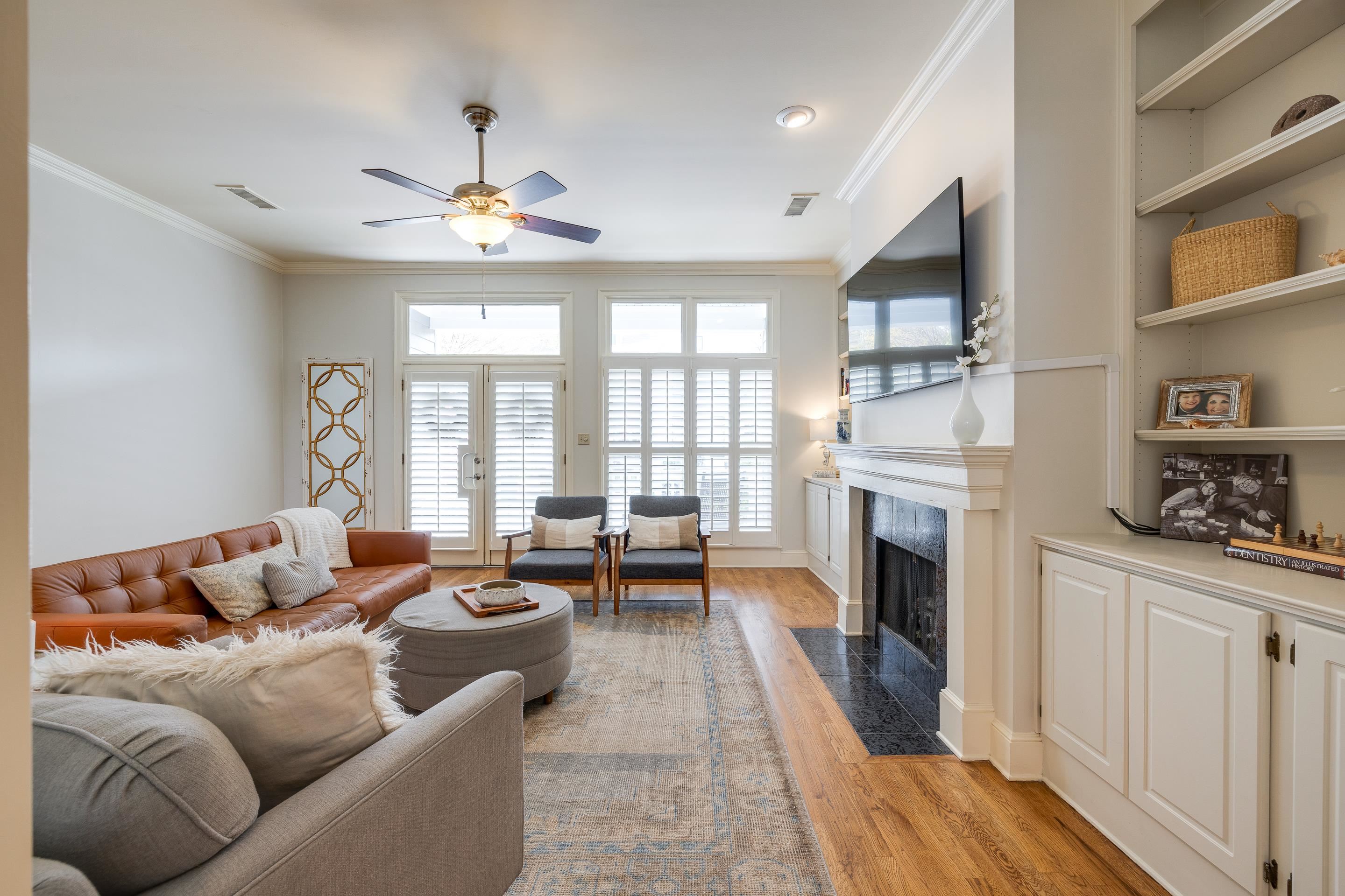 925 HARBOR VIEW DR