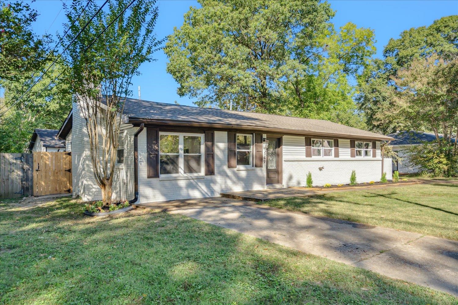 549 CHALMERS RD