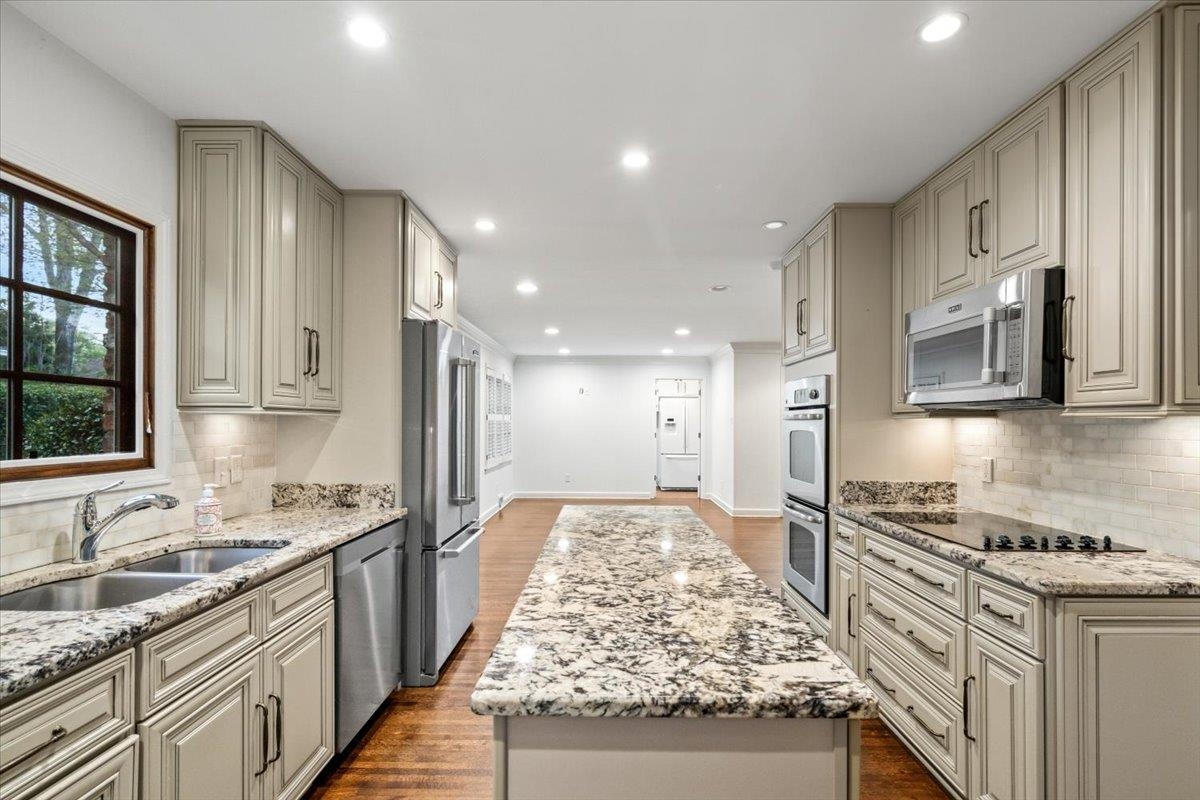 6796 SLASH PINE CV