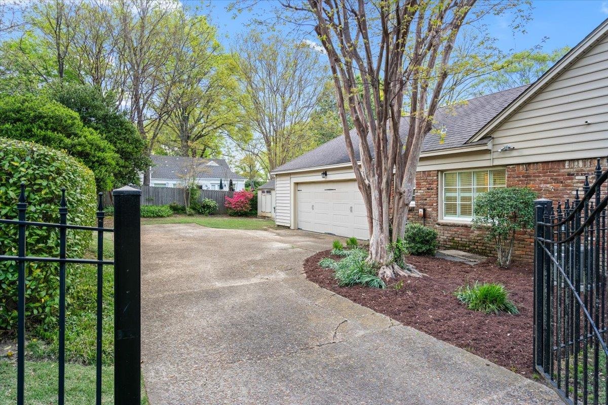 6796 SLASH PINE CV