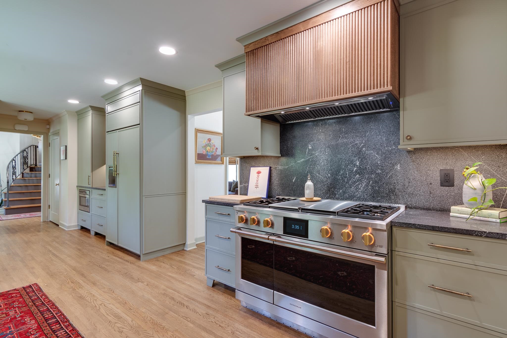 15 WOOD GROVE RD