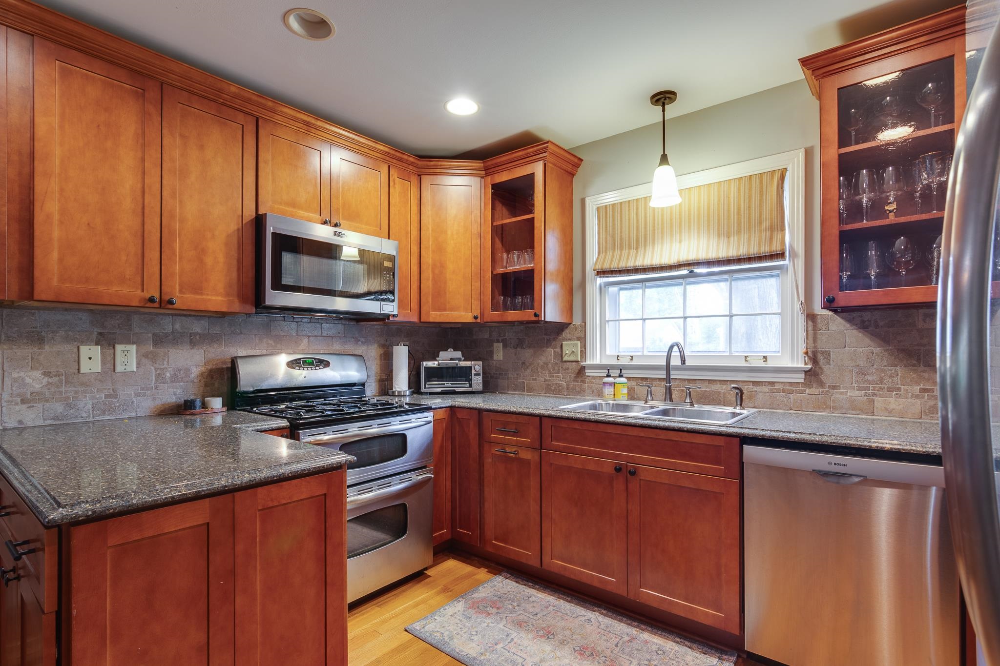 1755 POPLAR ESTATES PKY