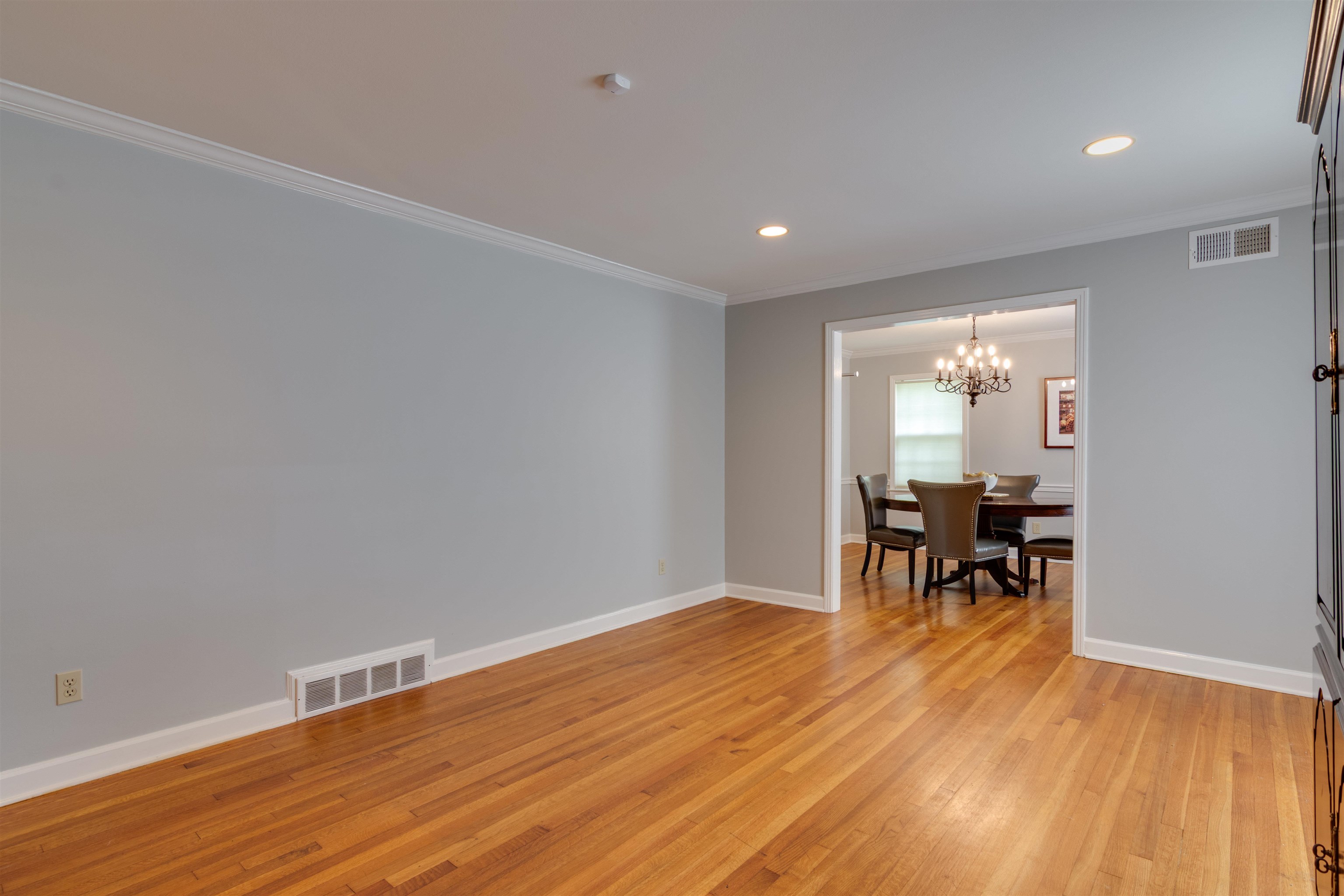 1755 POPLAR ESTATES PKY