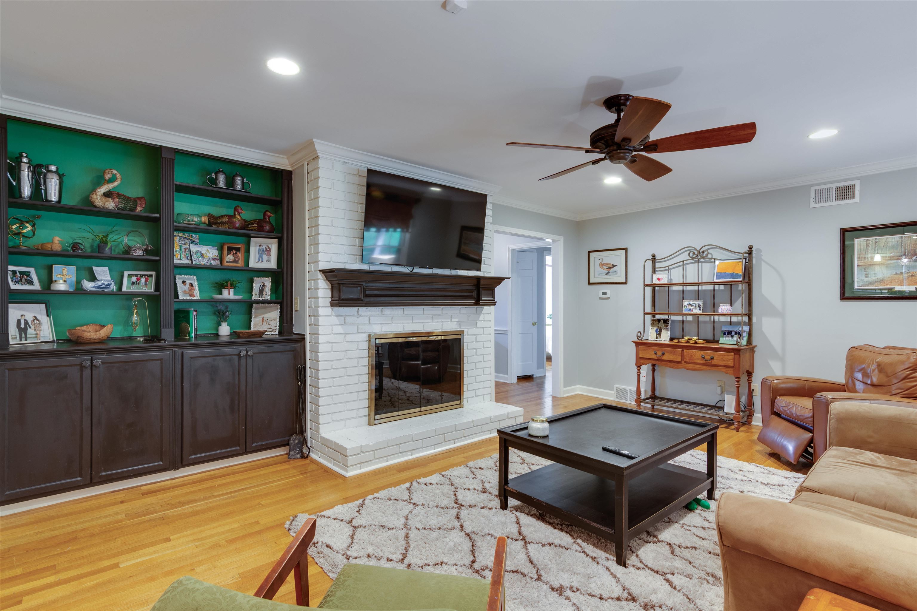 1755 POPLAR ESTATES PKY