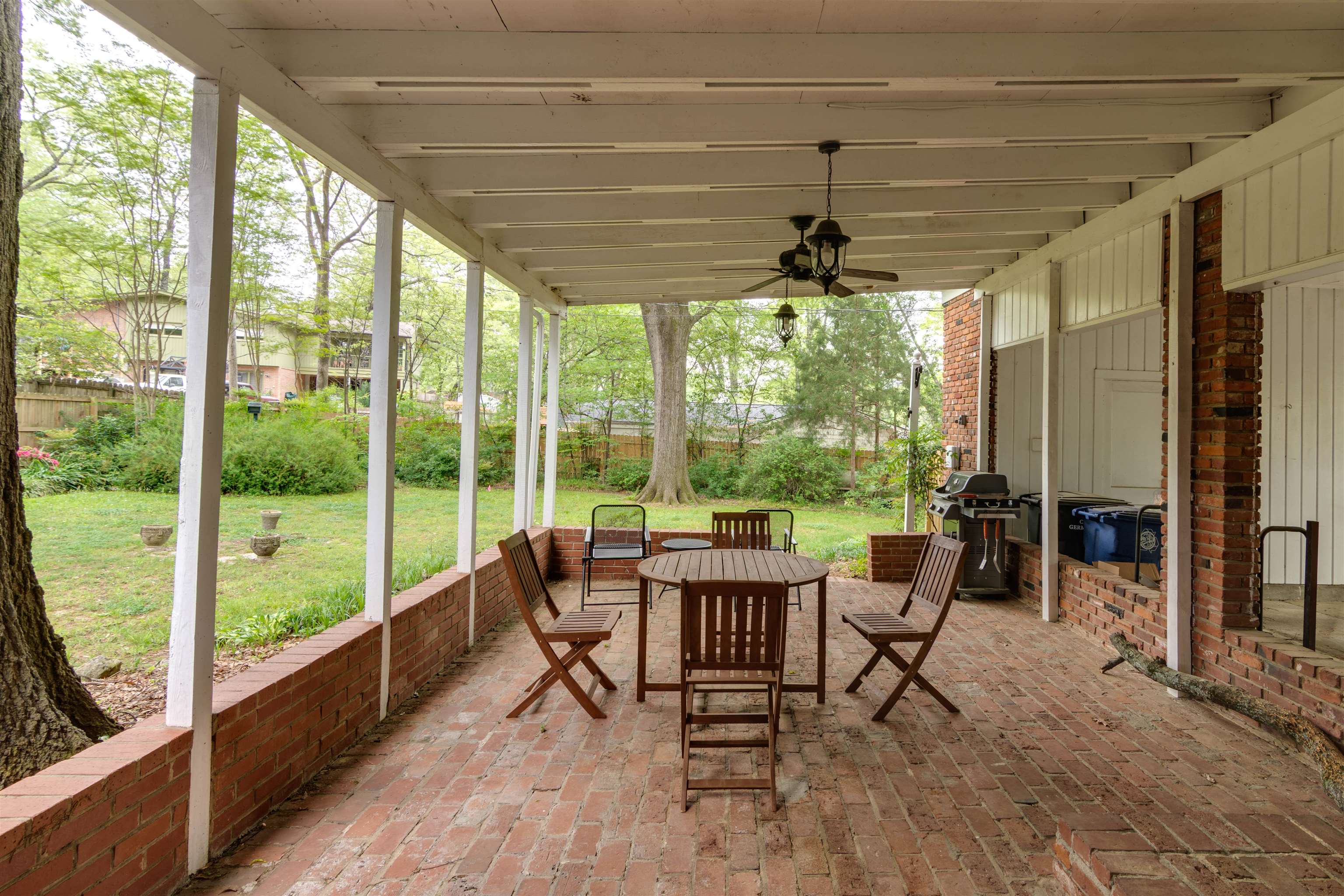 1755 POPLAR ESTATES PKY