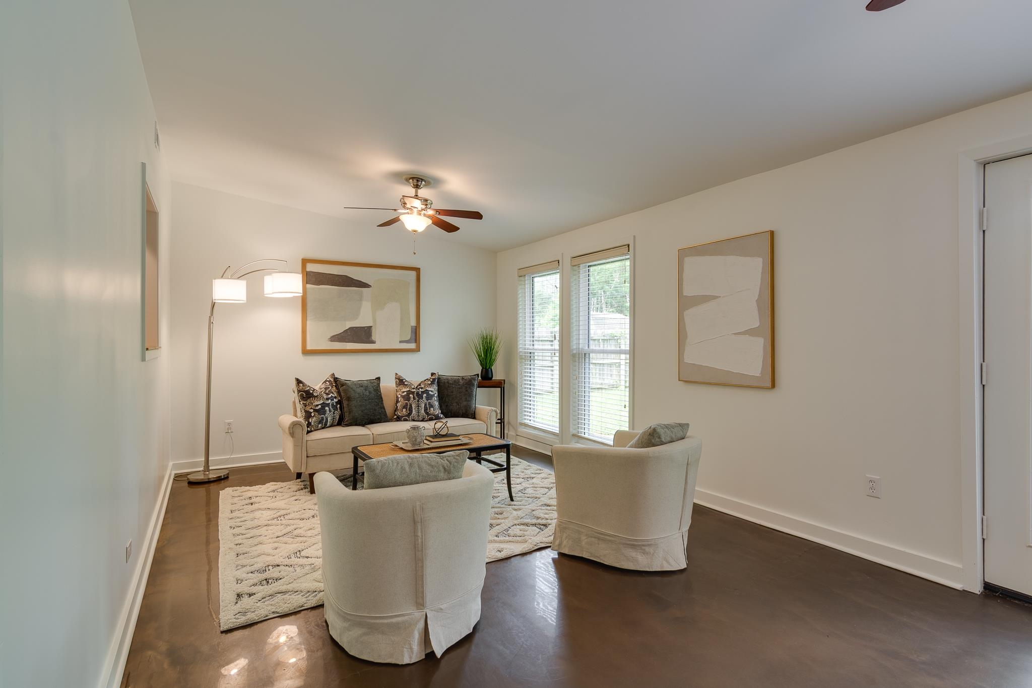 4460 CHARLESWOOD AVE