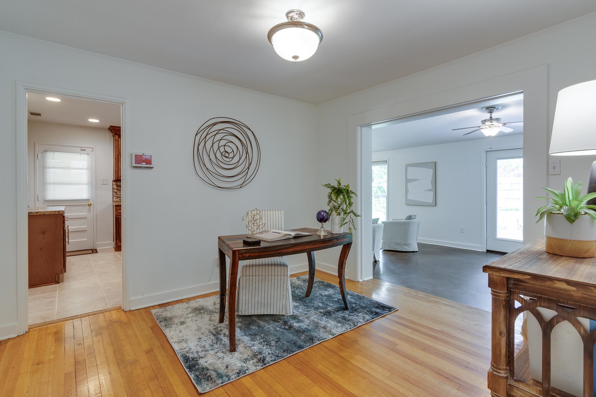 4460 CHARLESWOOD AVE