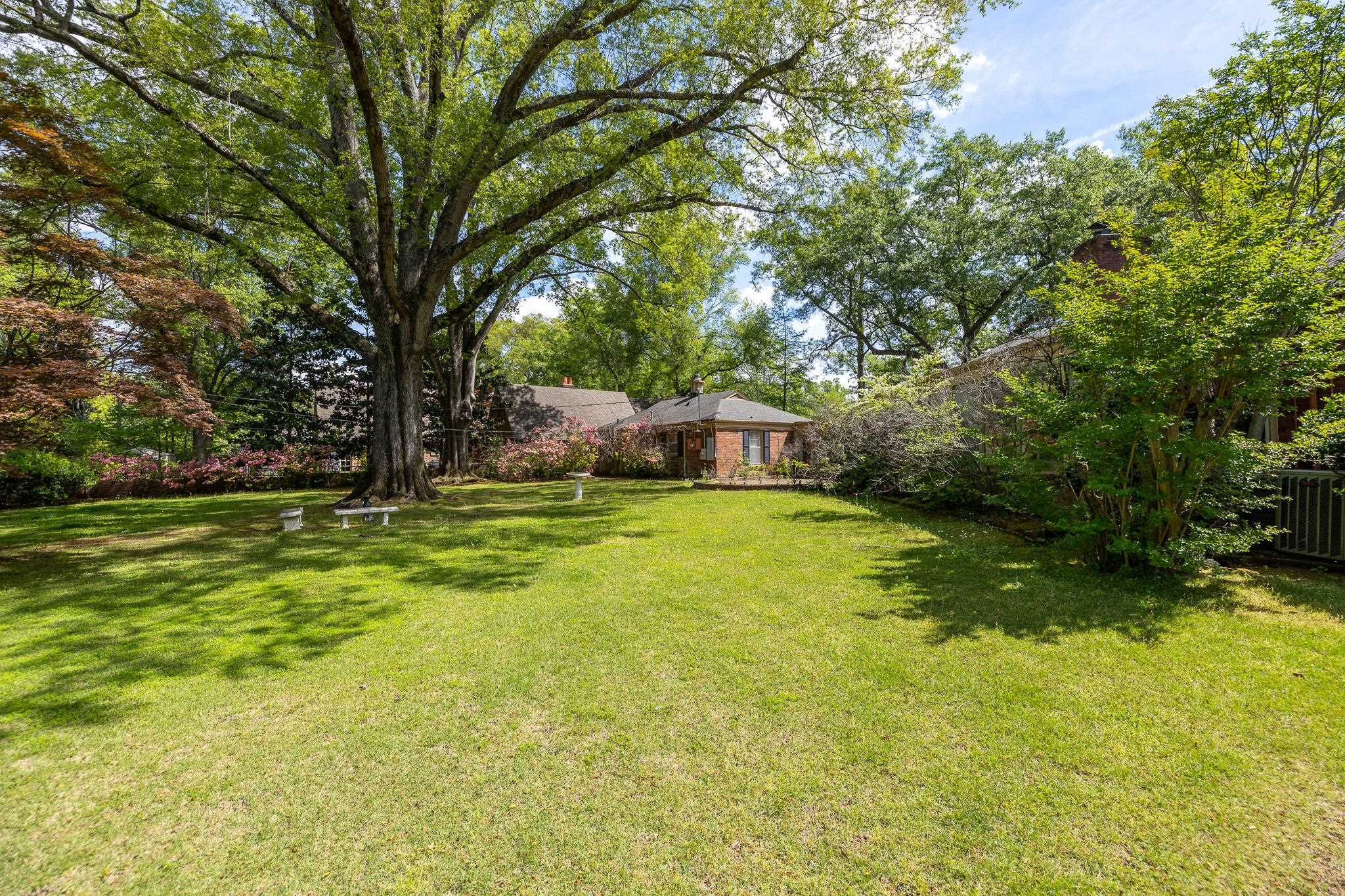 4276 S MONTROSE DR