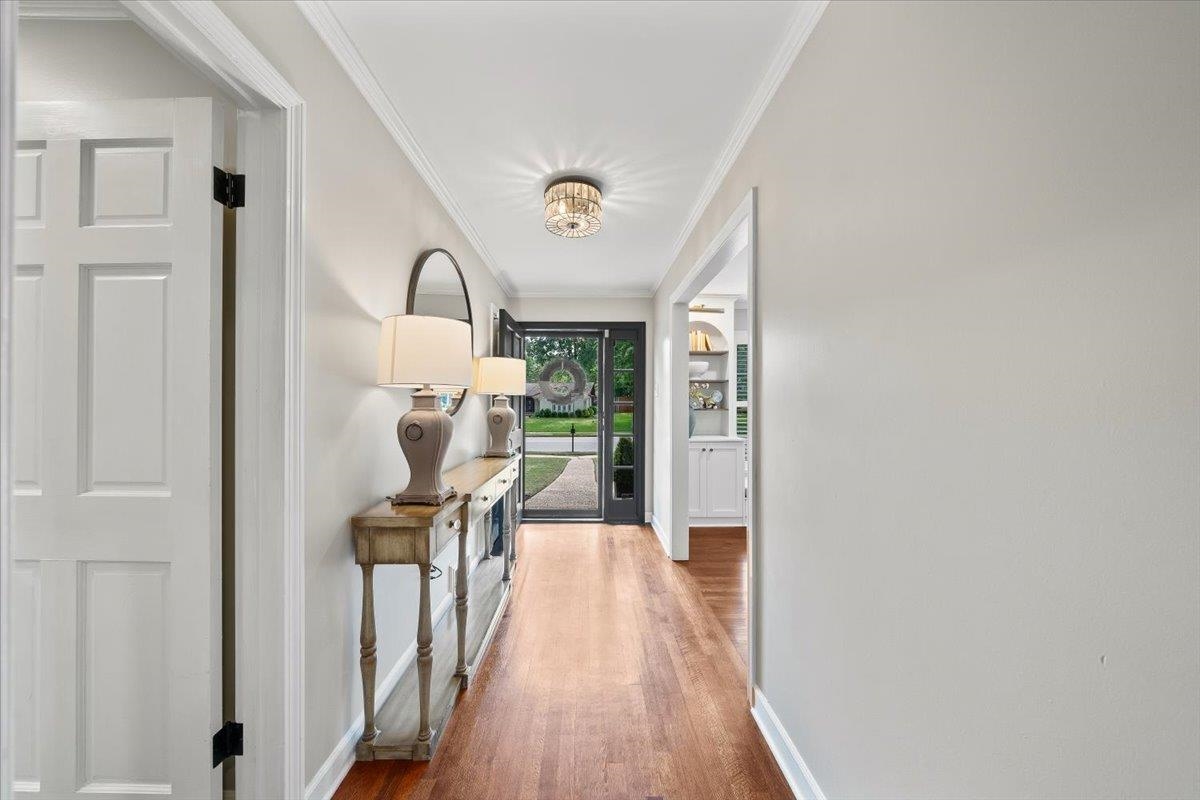 2056 HICKORY CREST DR