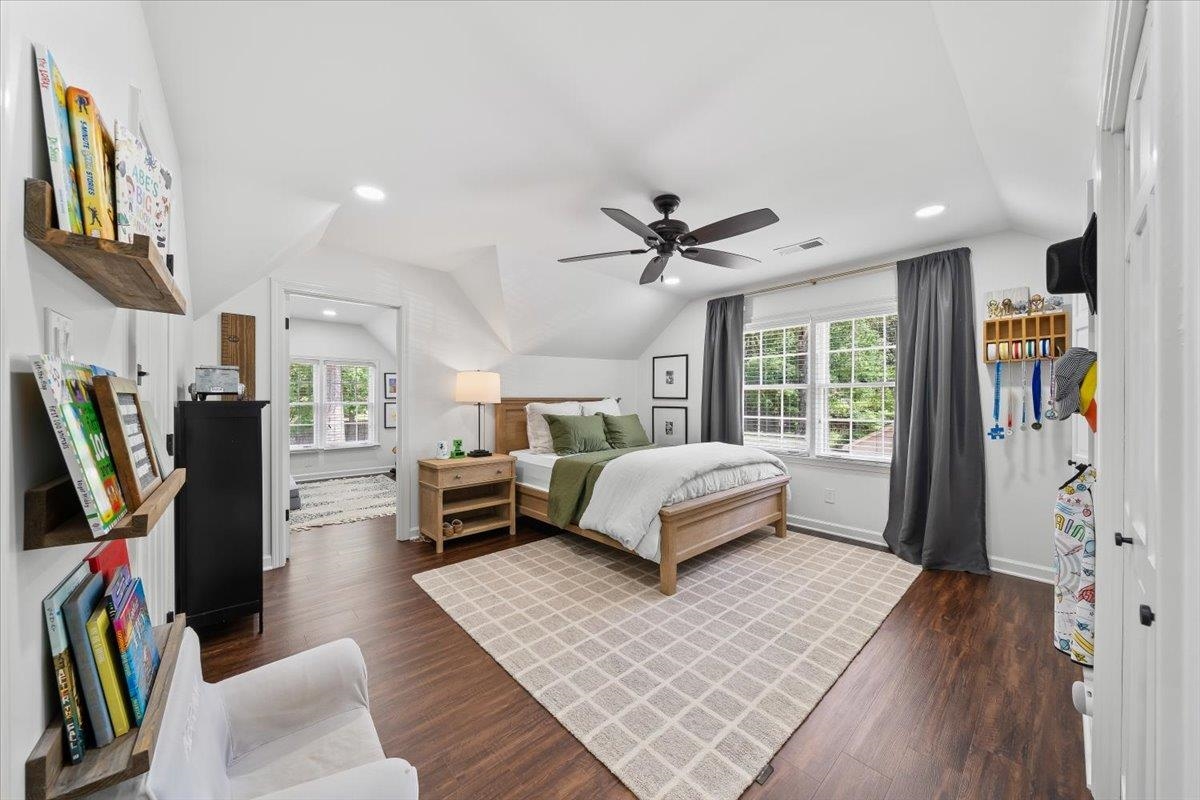 2056 HICKORY CREST DR