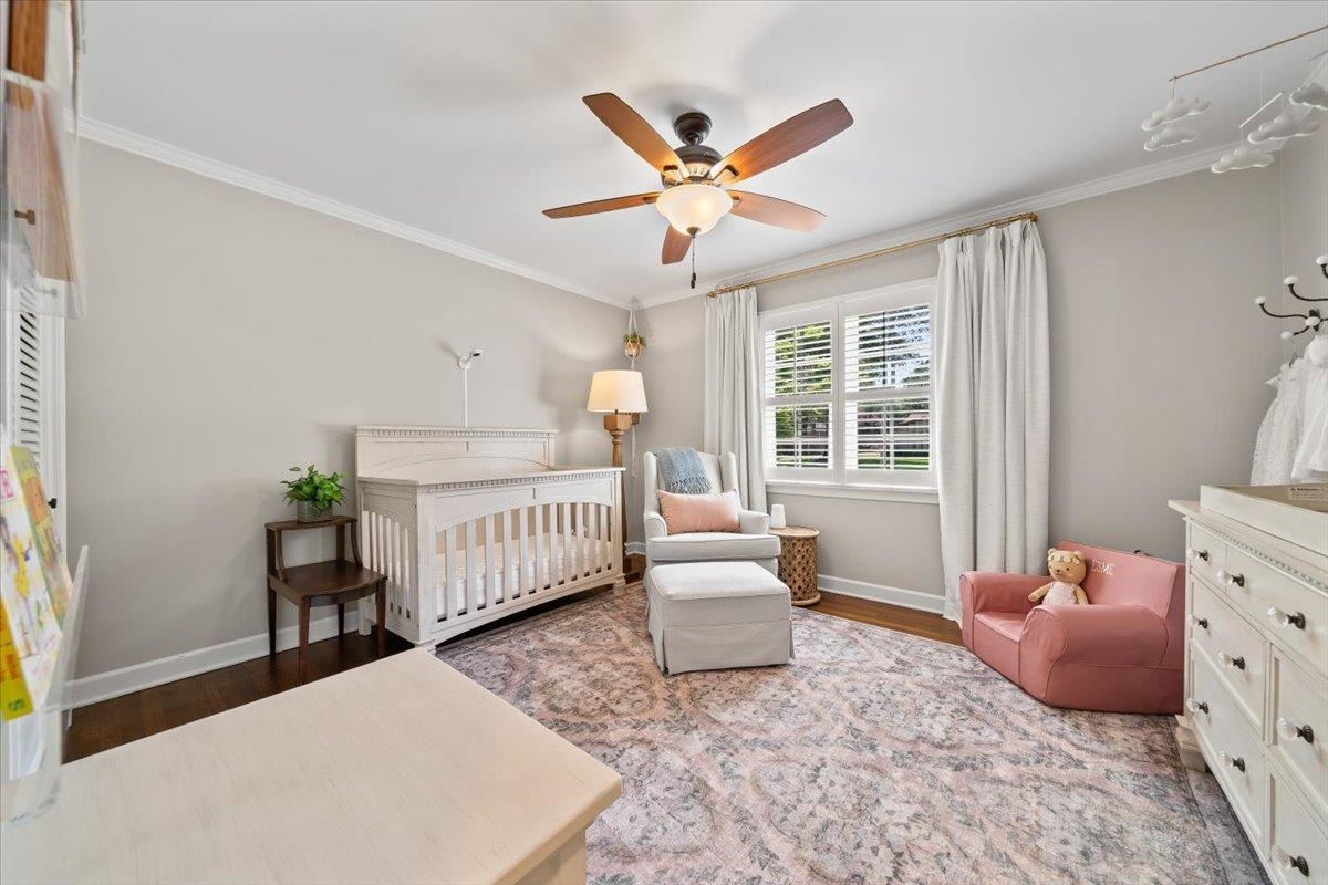 2056 HICKORY CREST DR