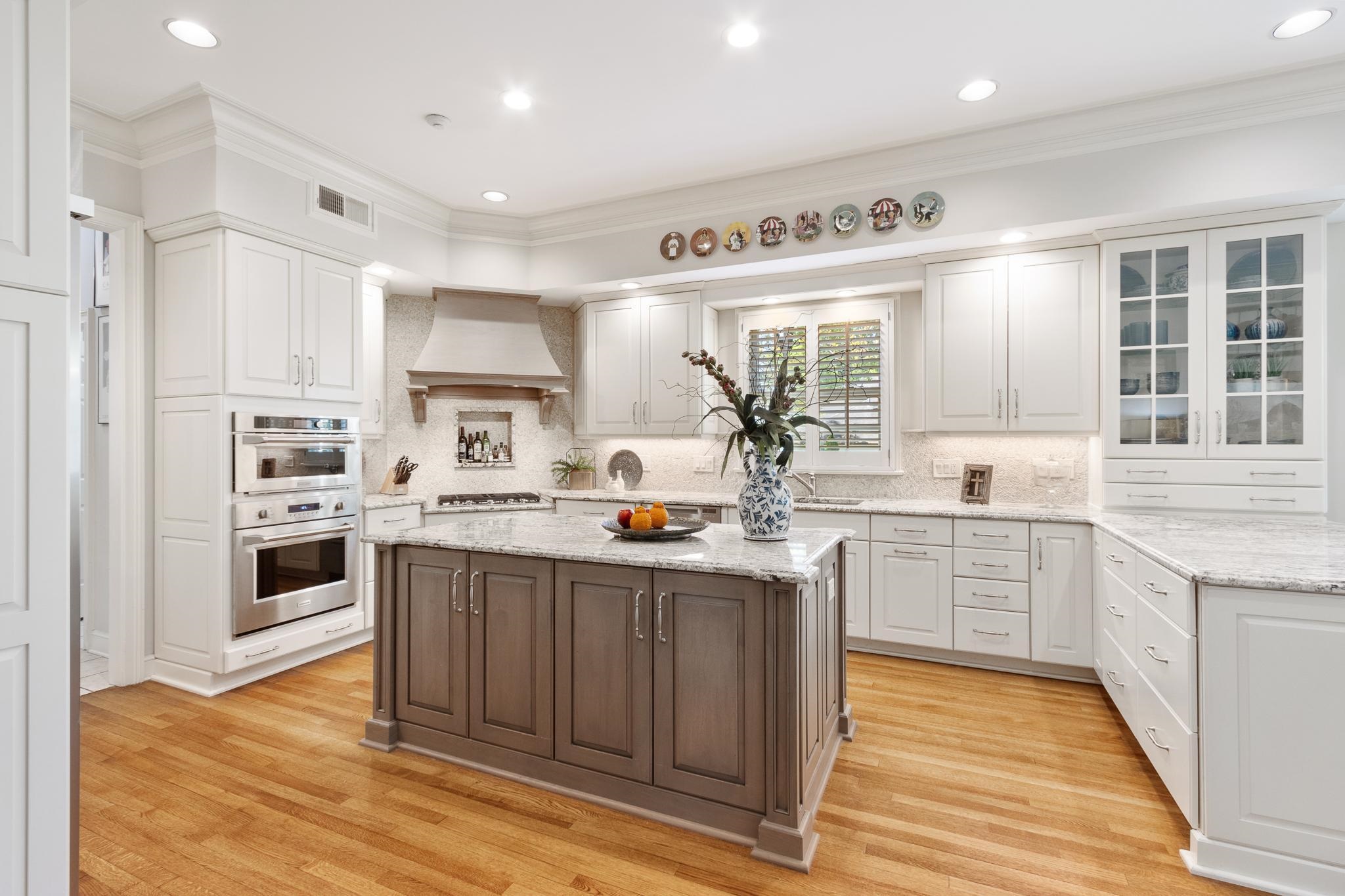 6356 W MASSEY MANOR LN