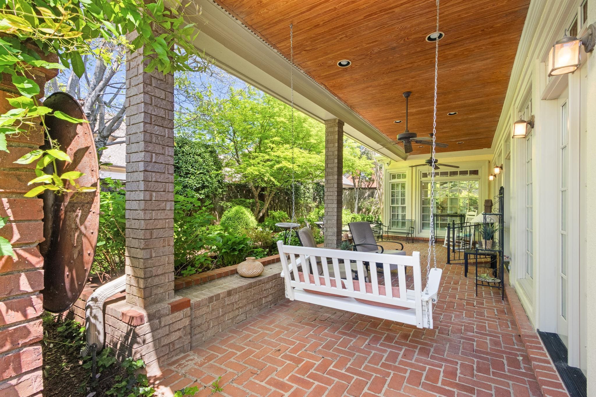 6356 W MASSEY MANOR LN