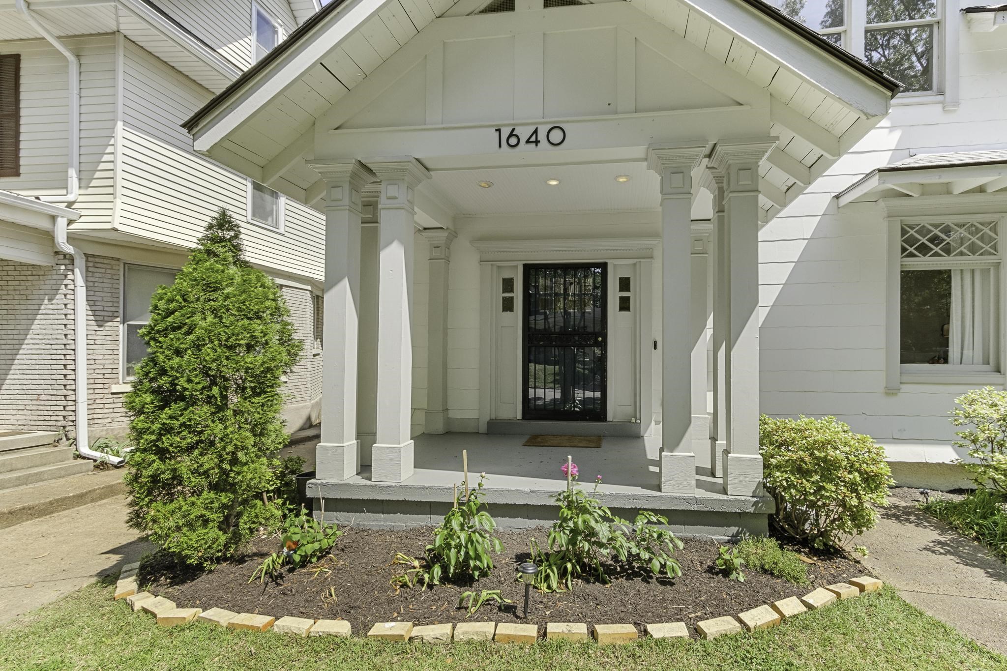 1640 EASTMORELAND AVE