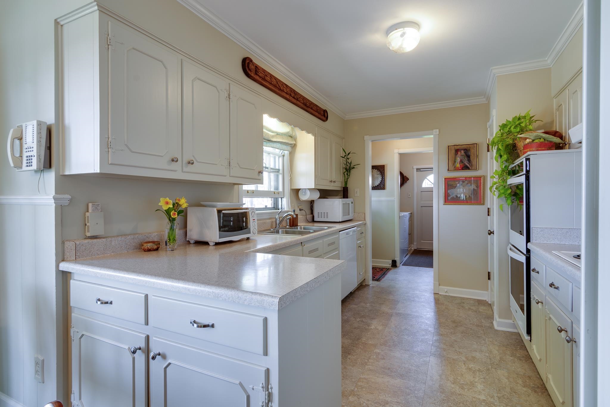 884 PARK VALLEY RD