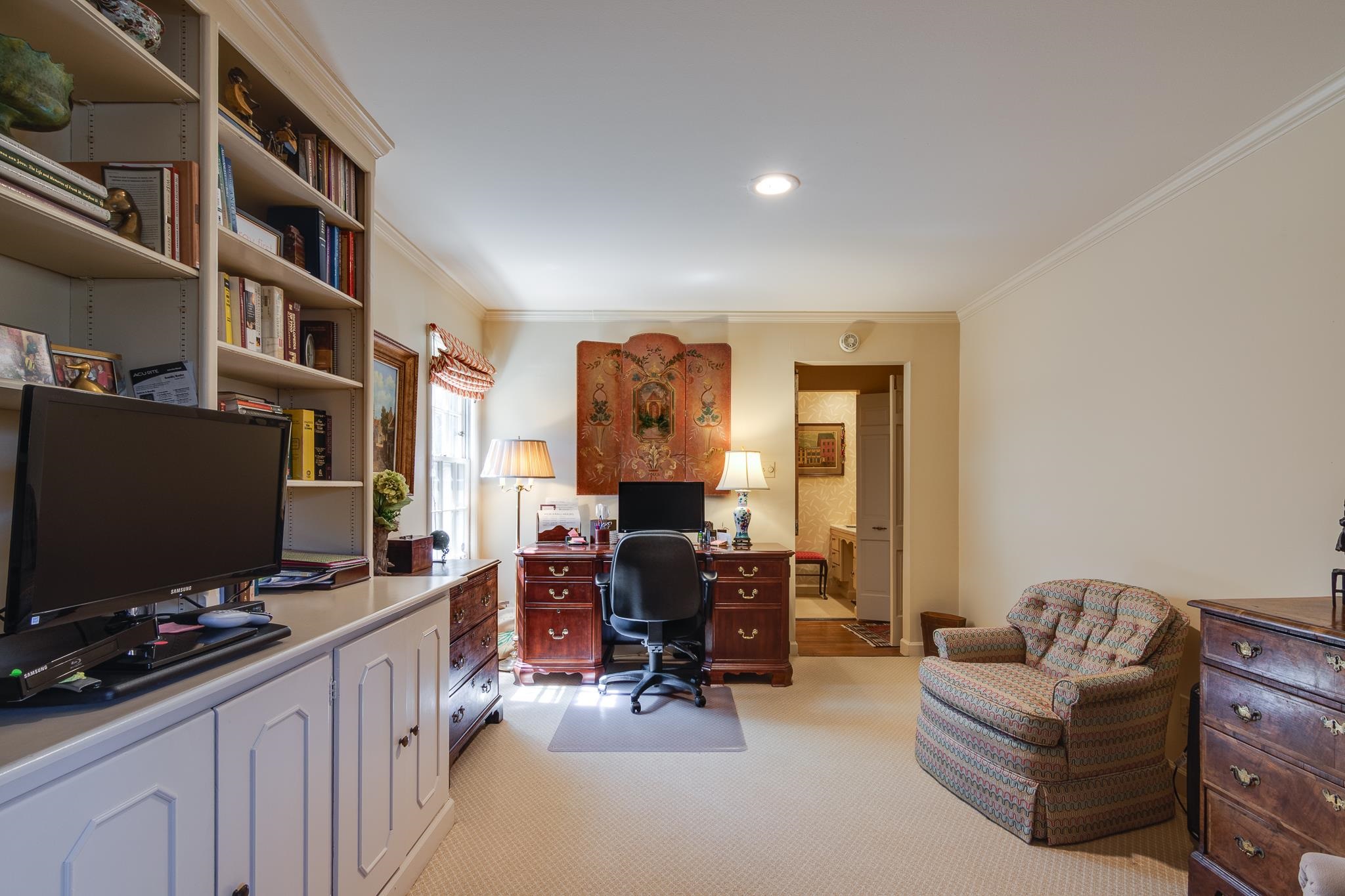 884 PARK VALLEY RD