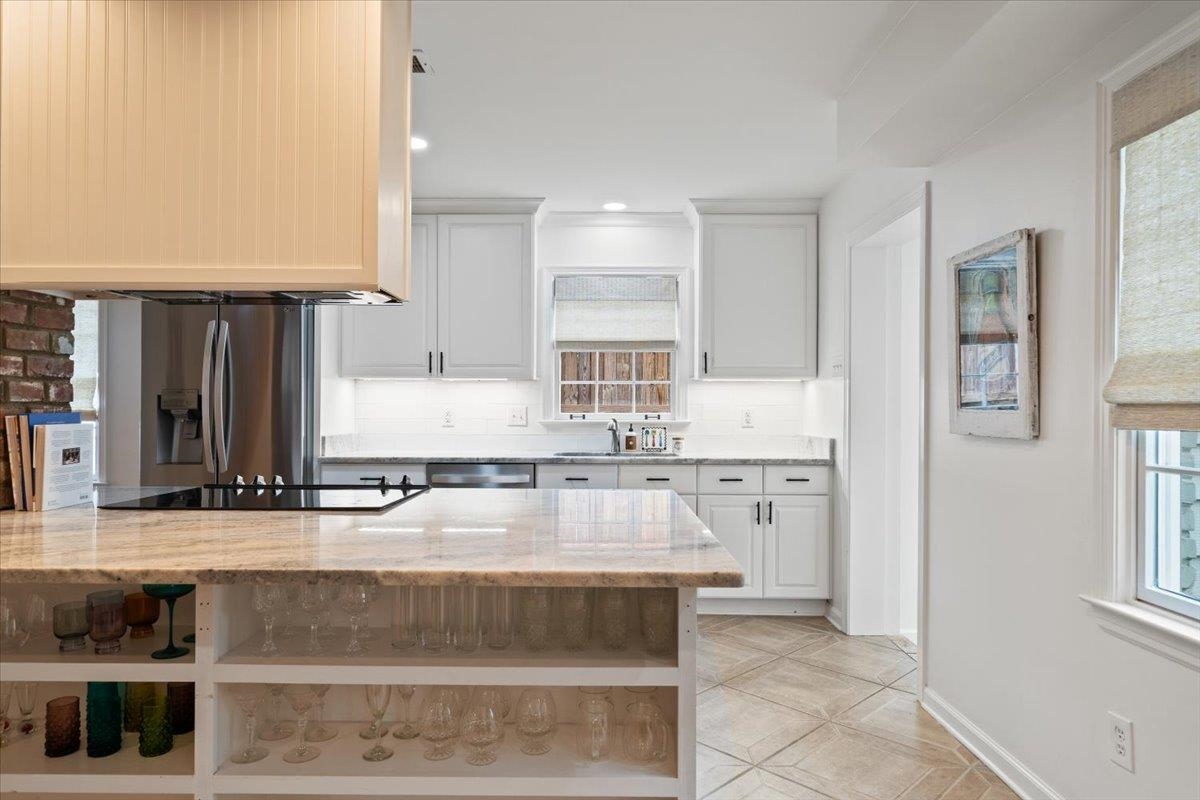 273 LORECE LN