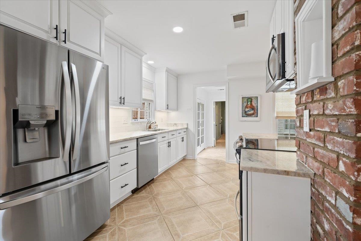 273 LORECE LN