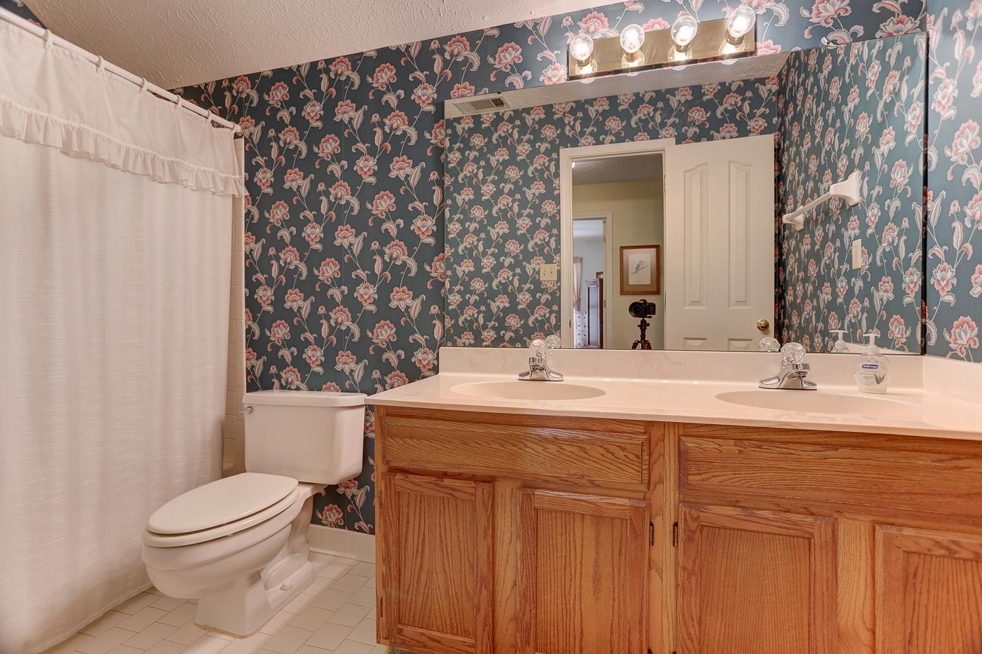 1779 CANDLE RIDGE DR