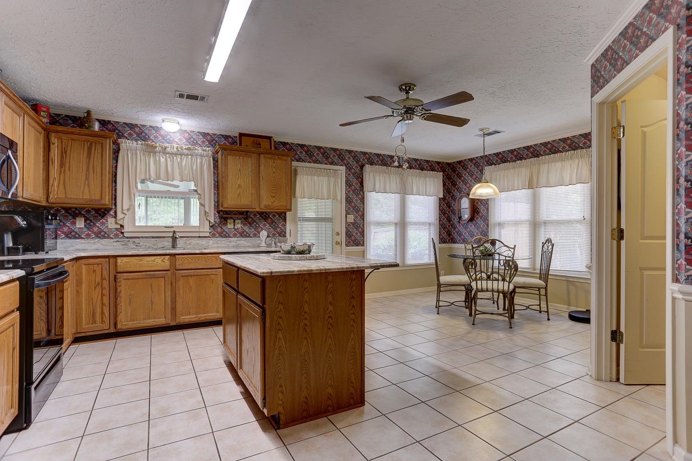 1779 CANDLE RIDGE DR