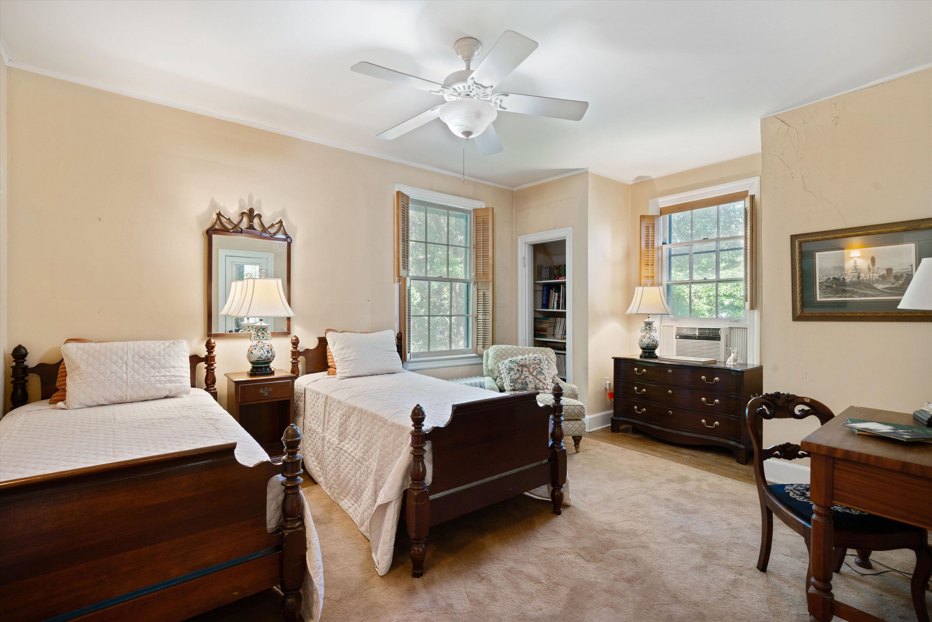 14 MORNINGSIDE PL