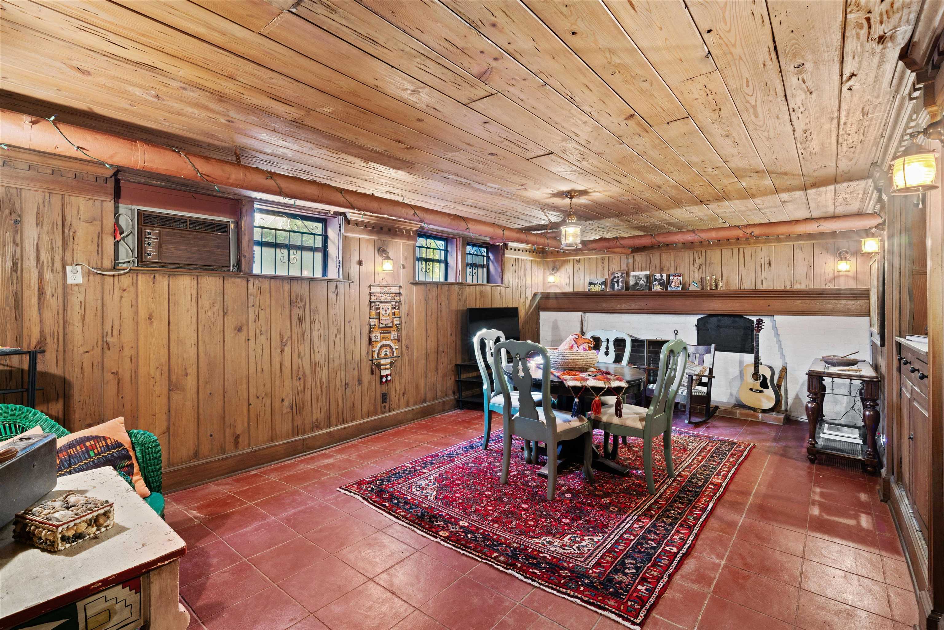 14 MORNINGSIDE PL