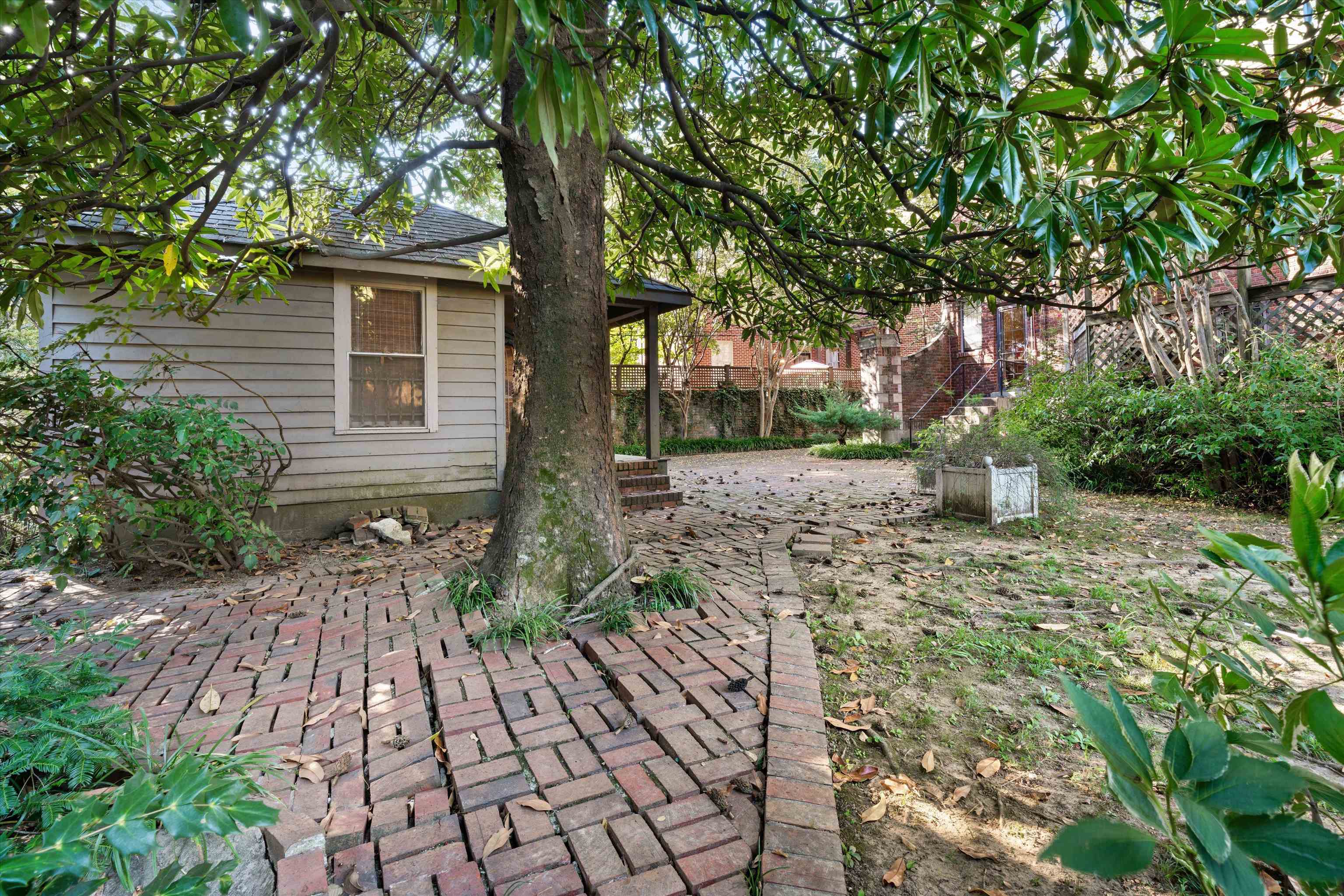 14 MORNINGSIDE PL