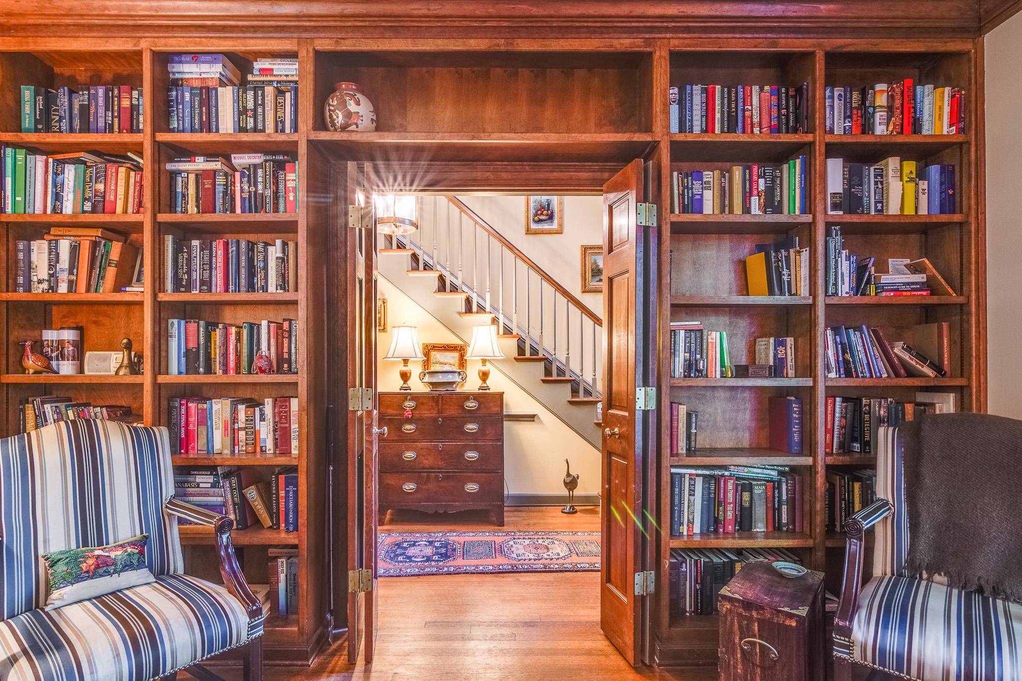 4657 HEMLOCK LN