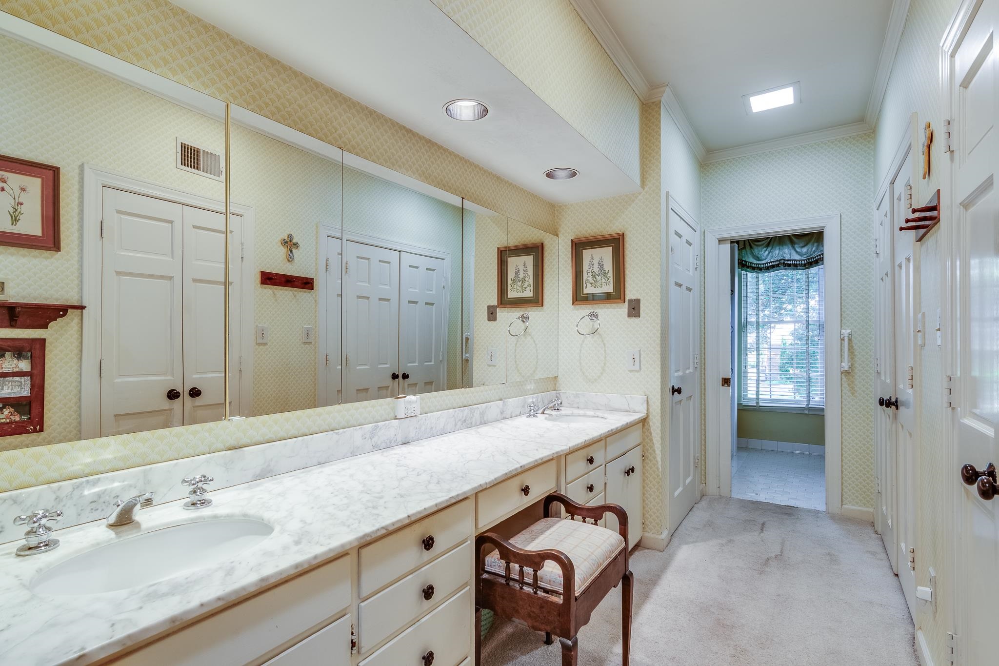 4657 HEMLOCK LN