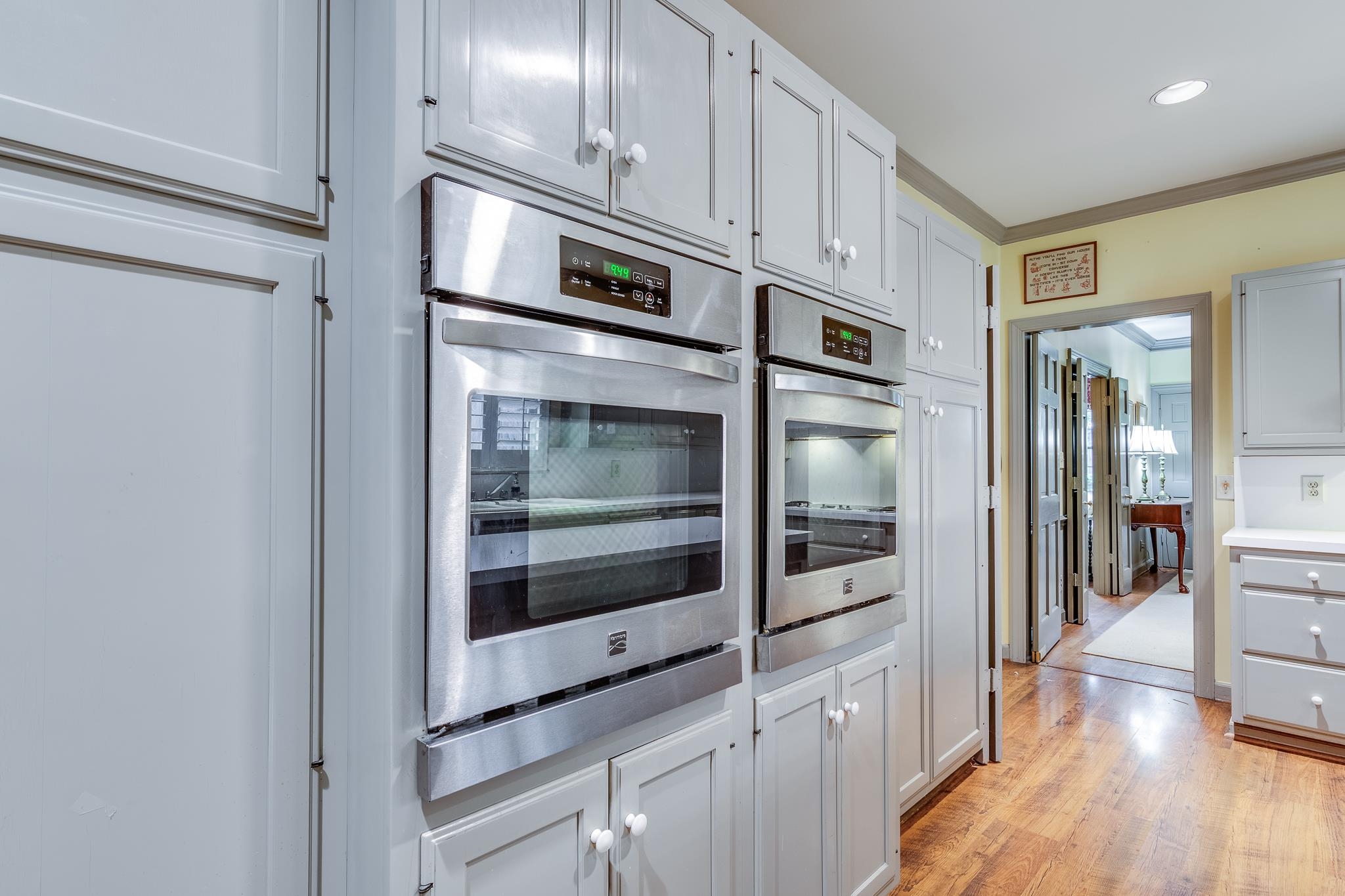 4657 HEMLOCK LN