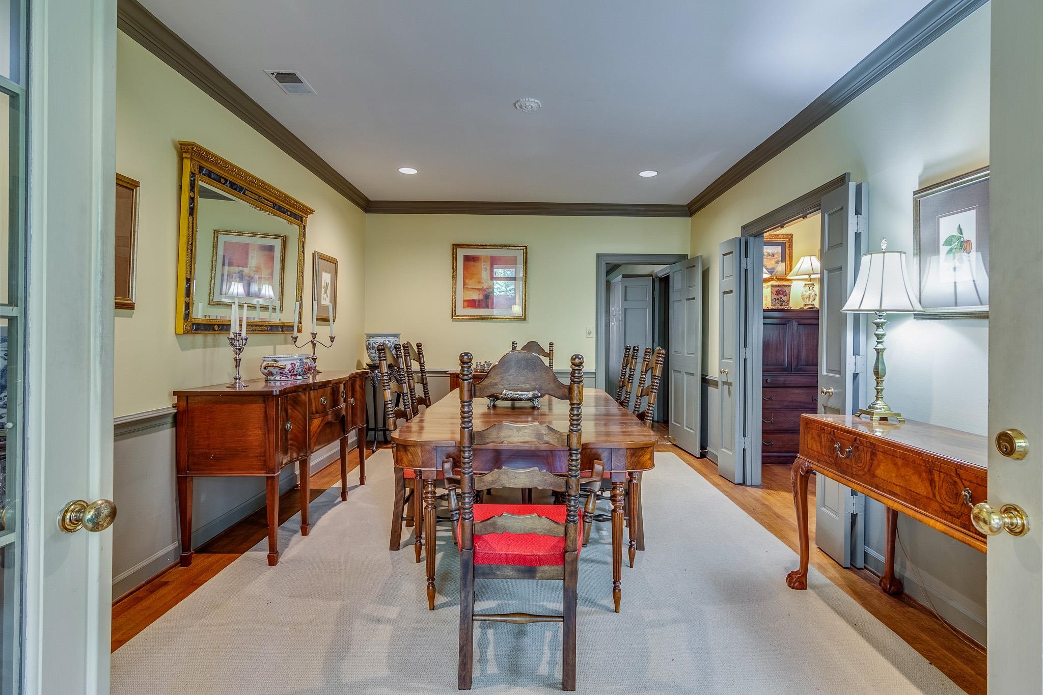 4657 HEMLOCK LN