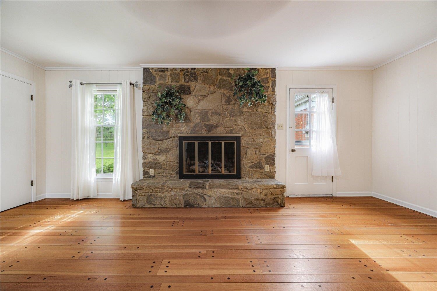 2058 CHATHAM CV