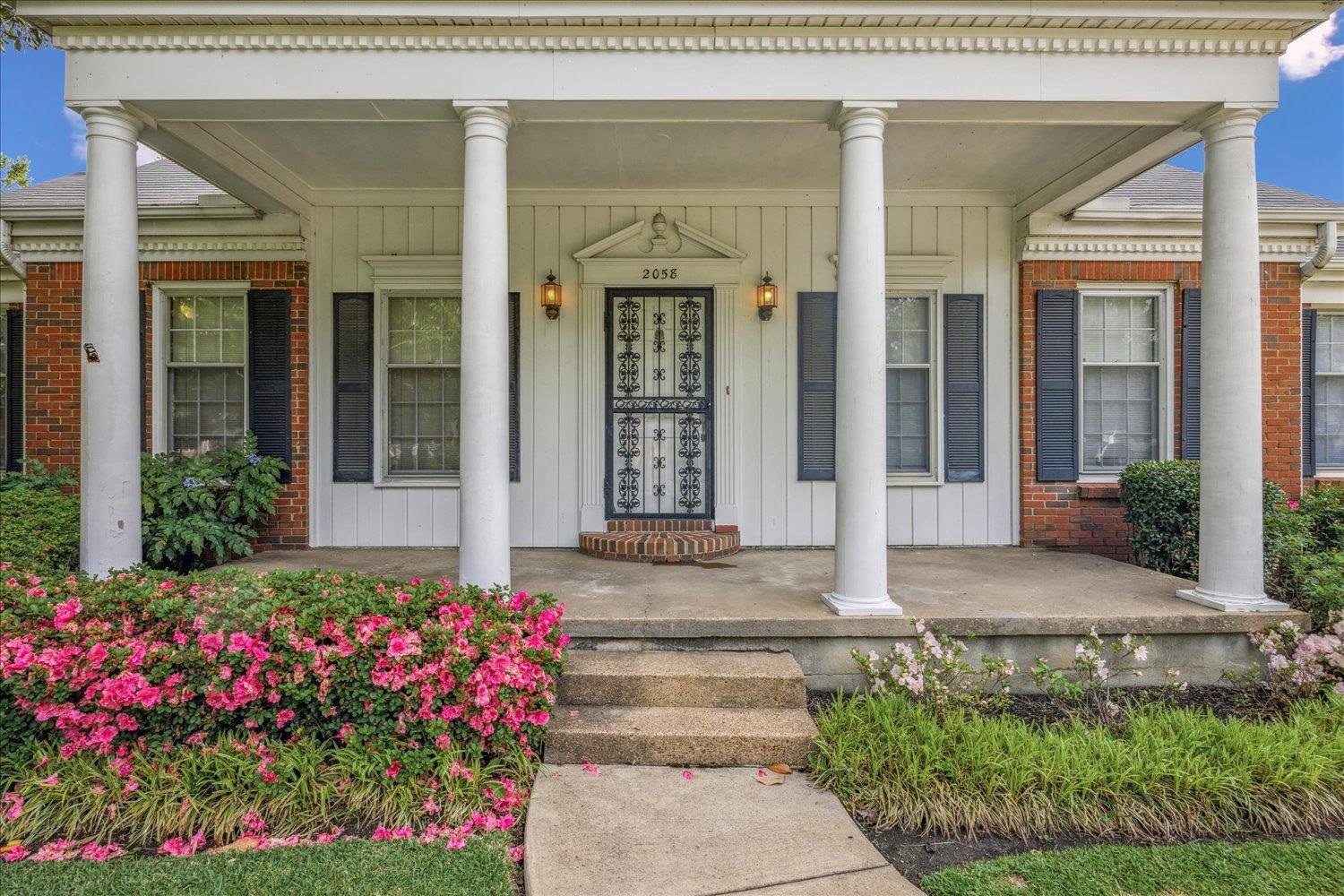 2058 CHATHAM CV