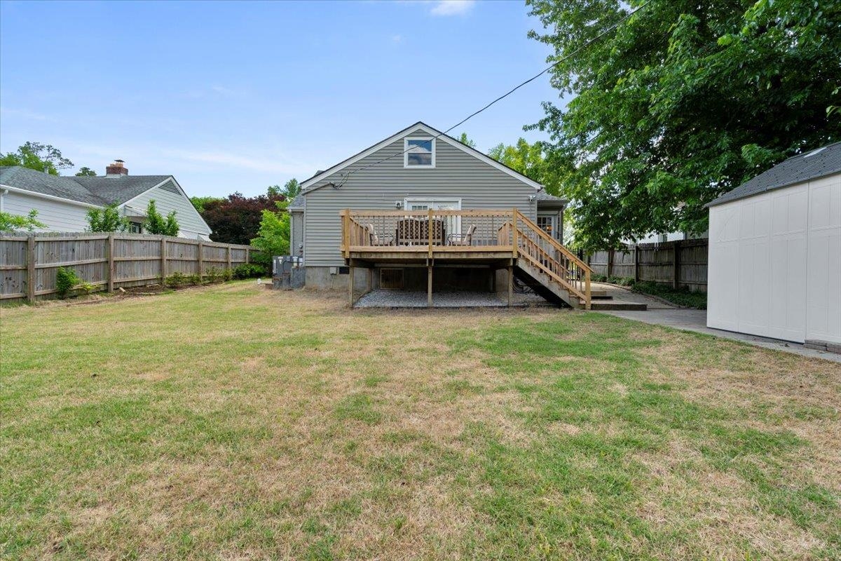 3686 CHARLESWOOD AVE