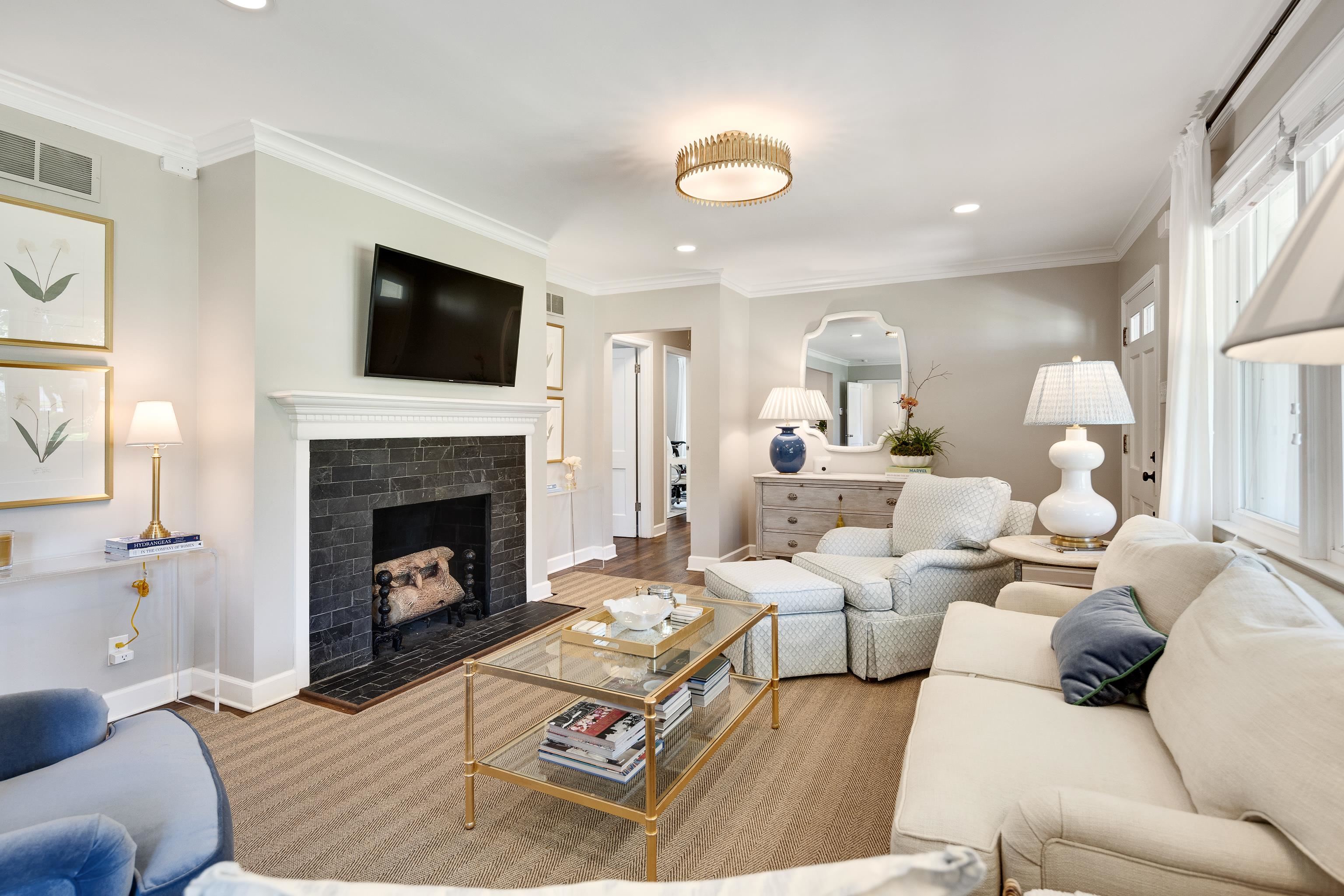 168 AVON RD