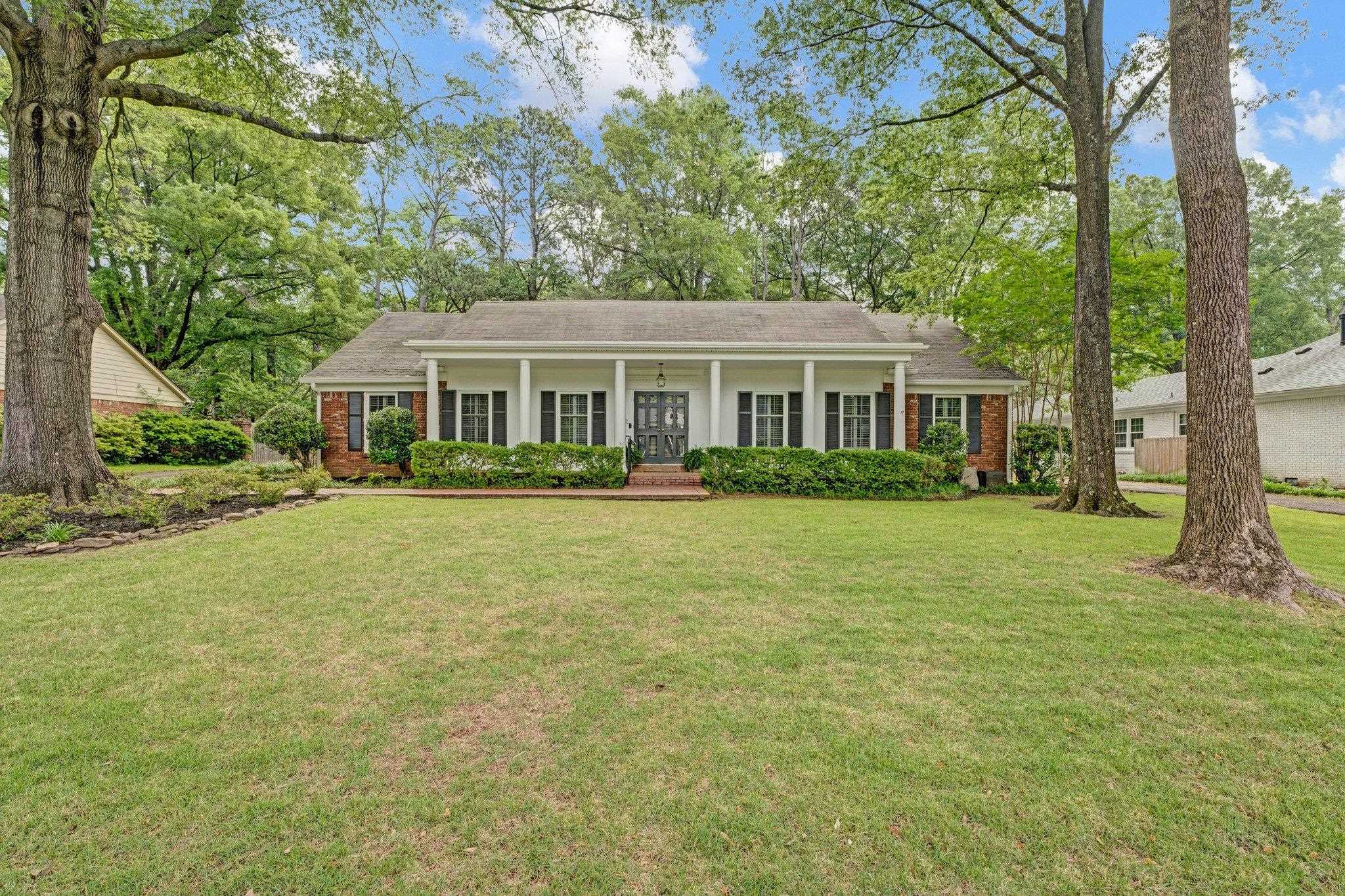 2278 HOLLY GROVE DR