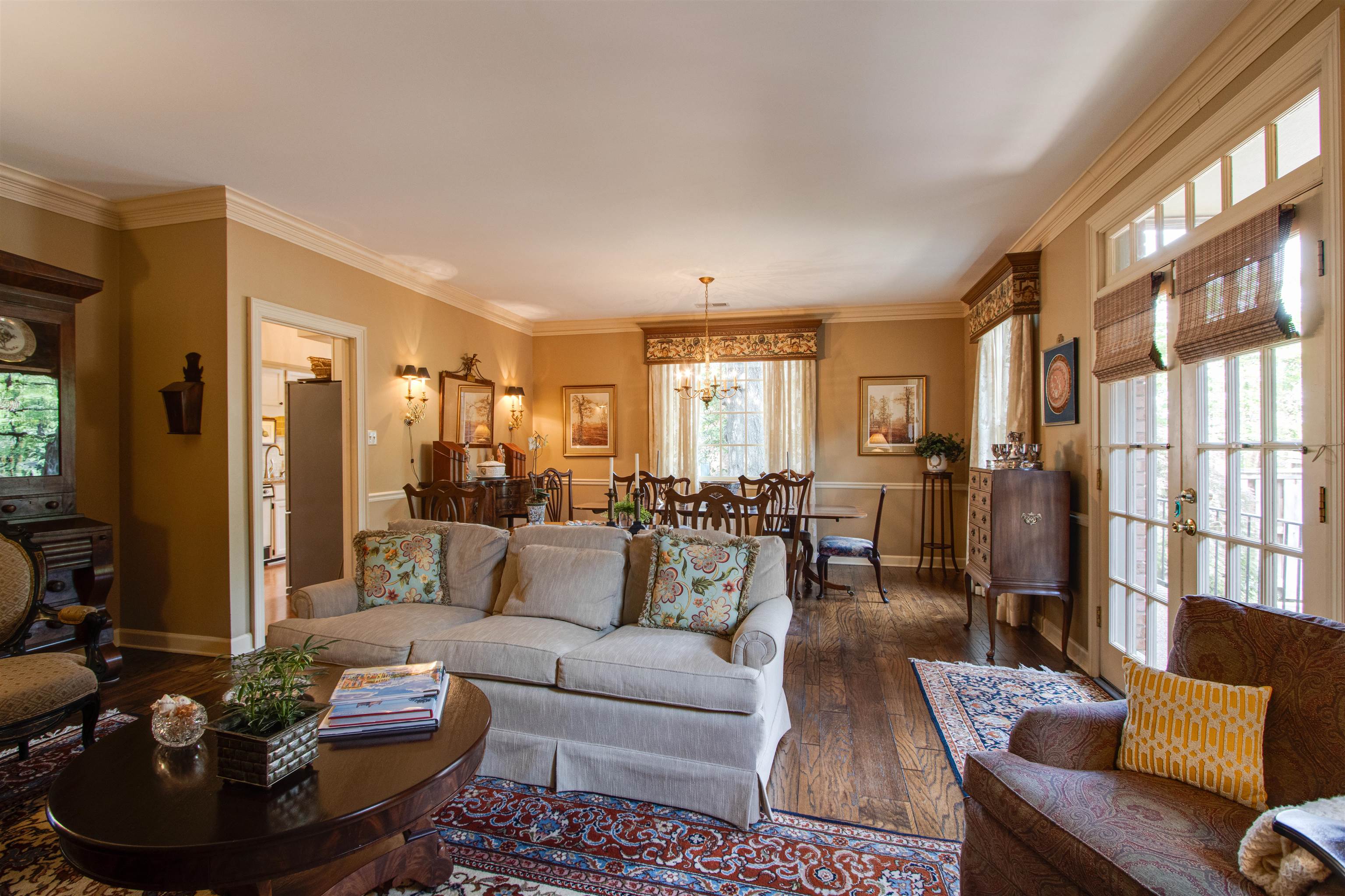 256 WINDOVER GROVE DR