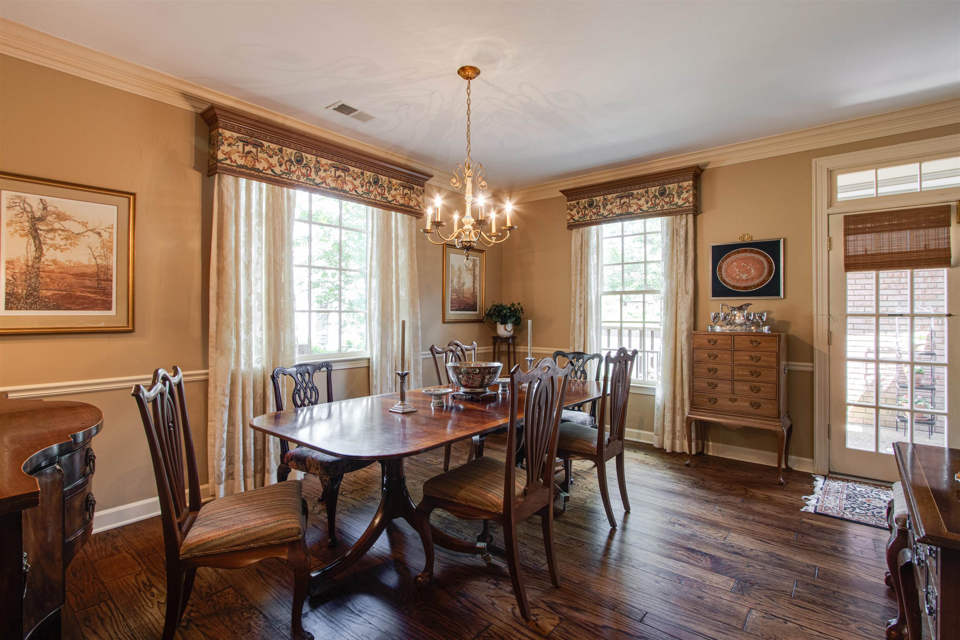 256 WINDOVER GROVE DR