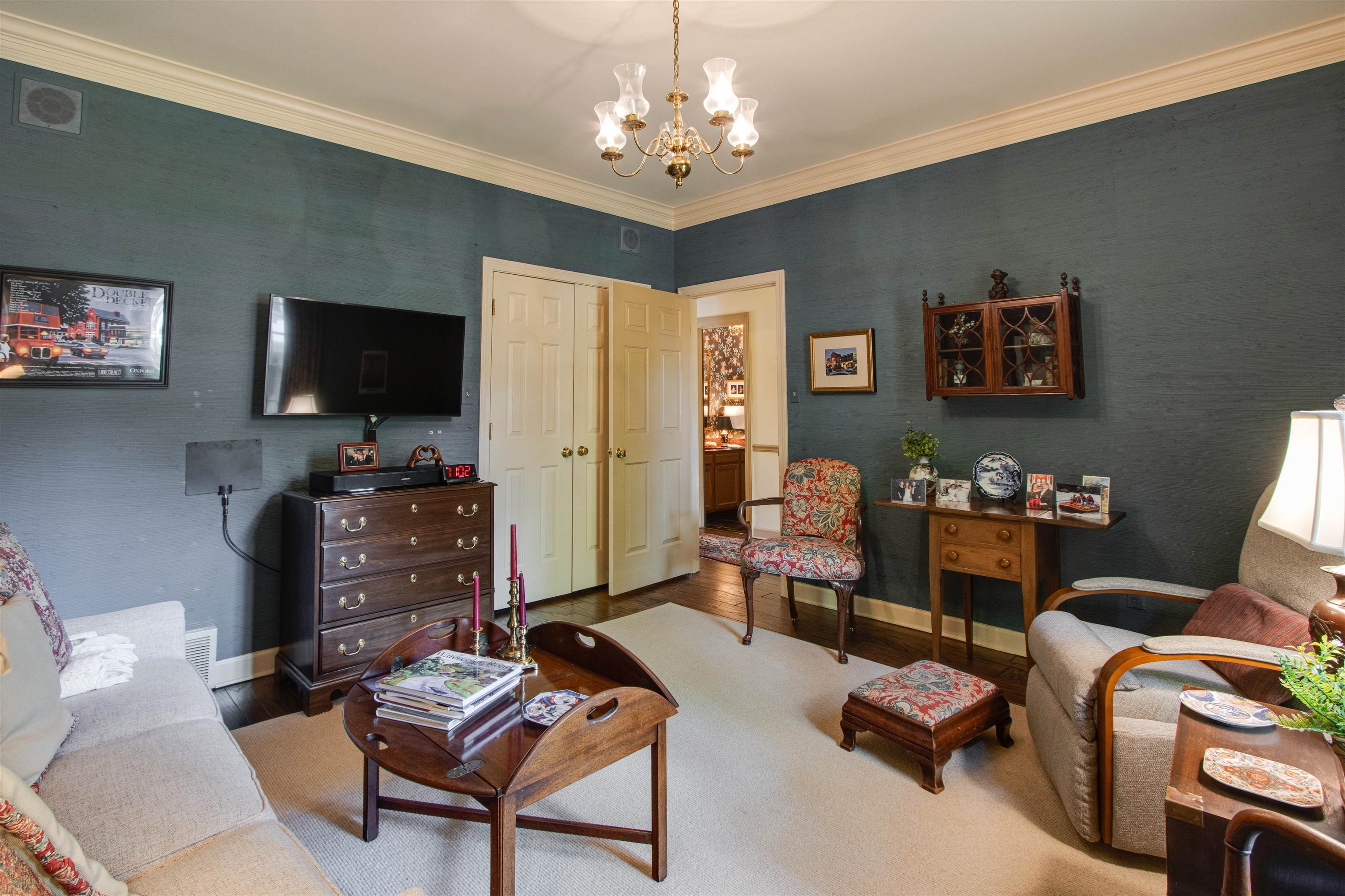 256 WINDOVER GROVE DR