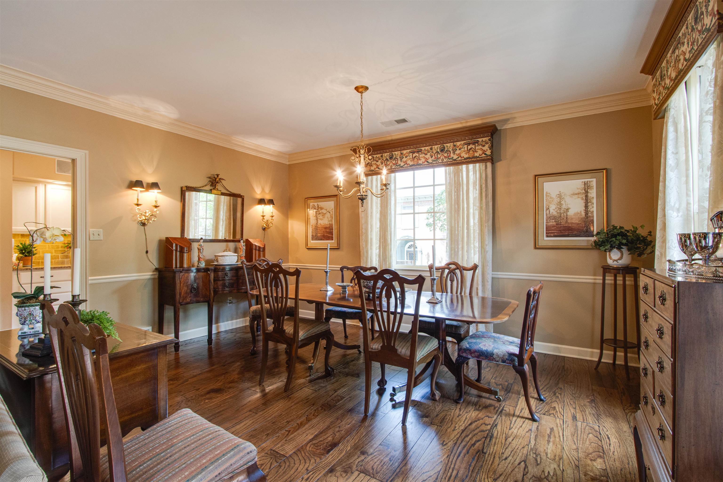 256 WINDOVER GROVE DR