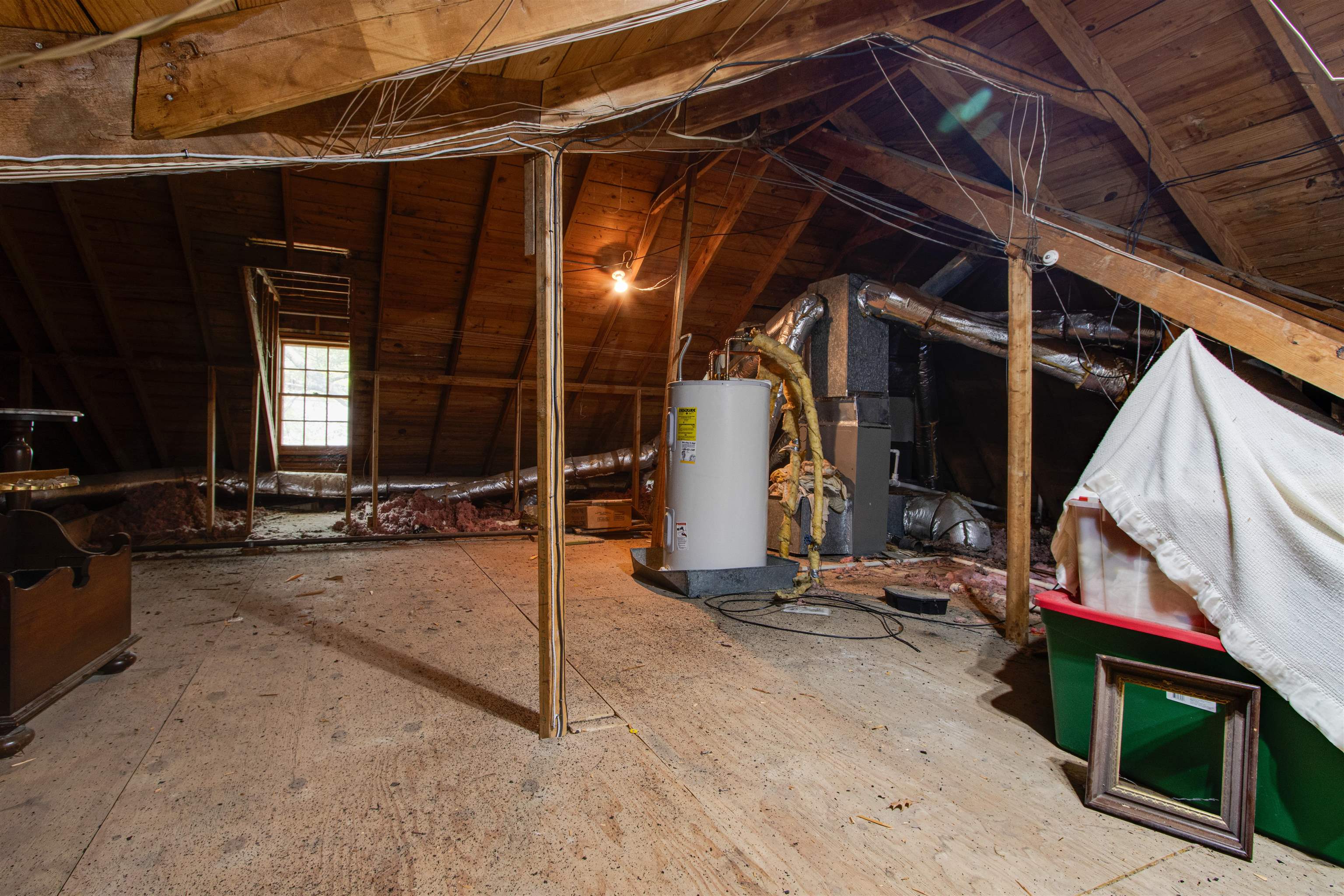 256 WINDOVER GROVE DR