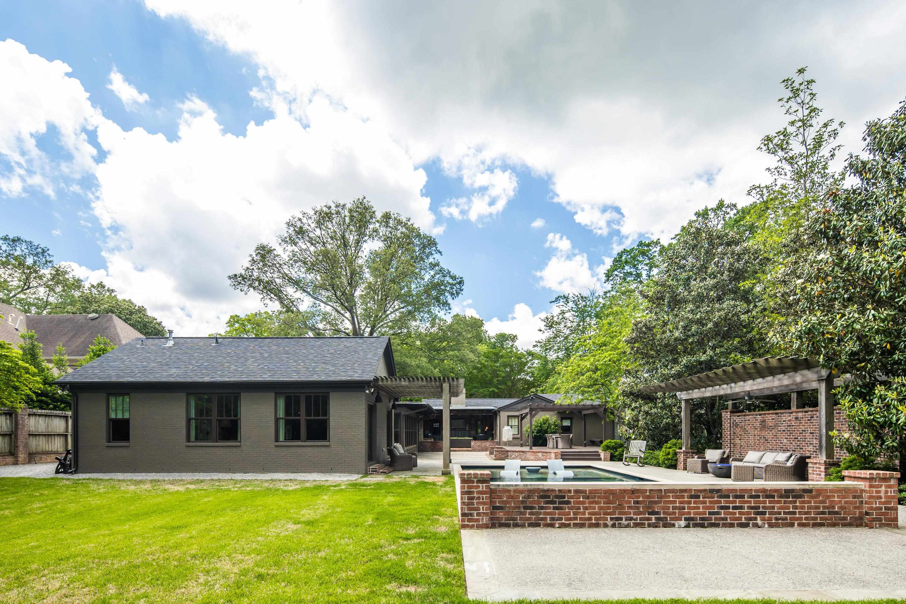 4138 GRANDVIEW AVE