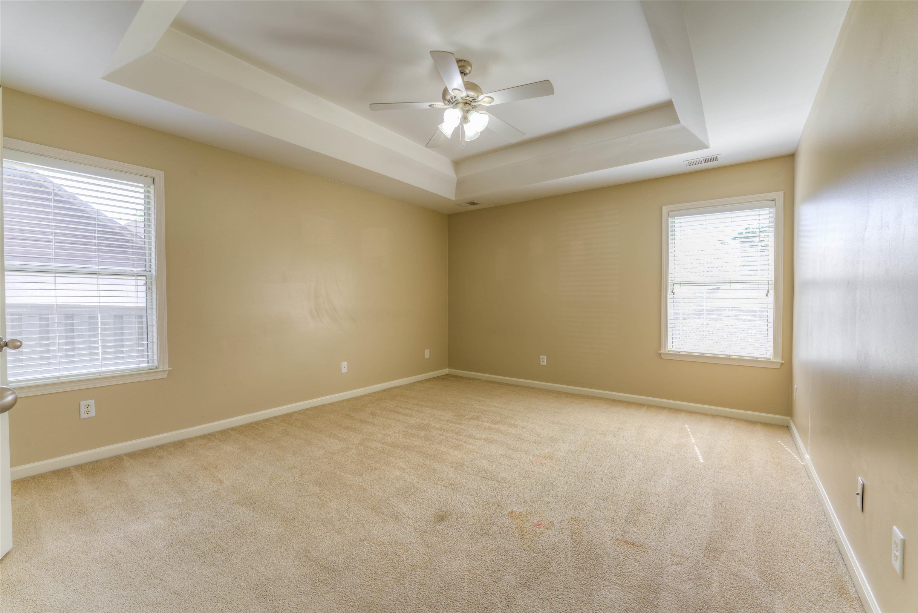 4501 GREENCEDAR LN