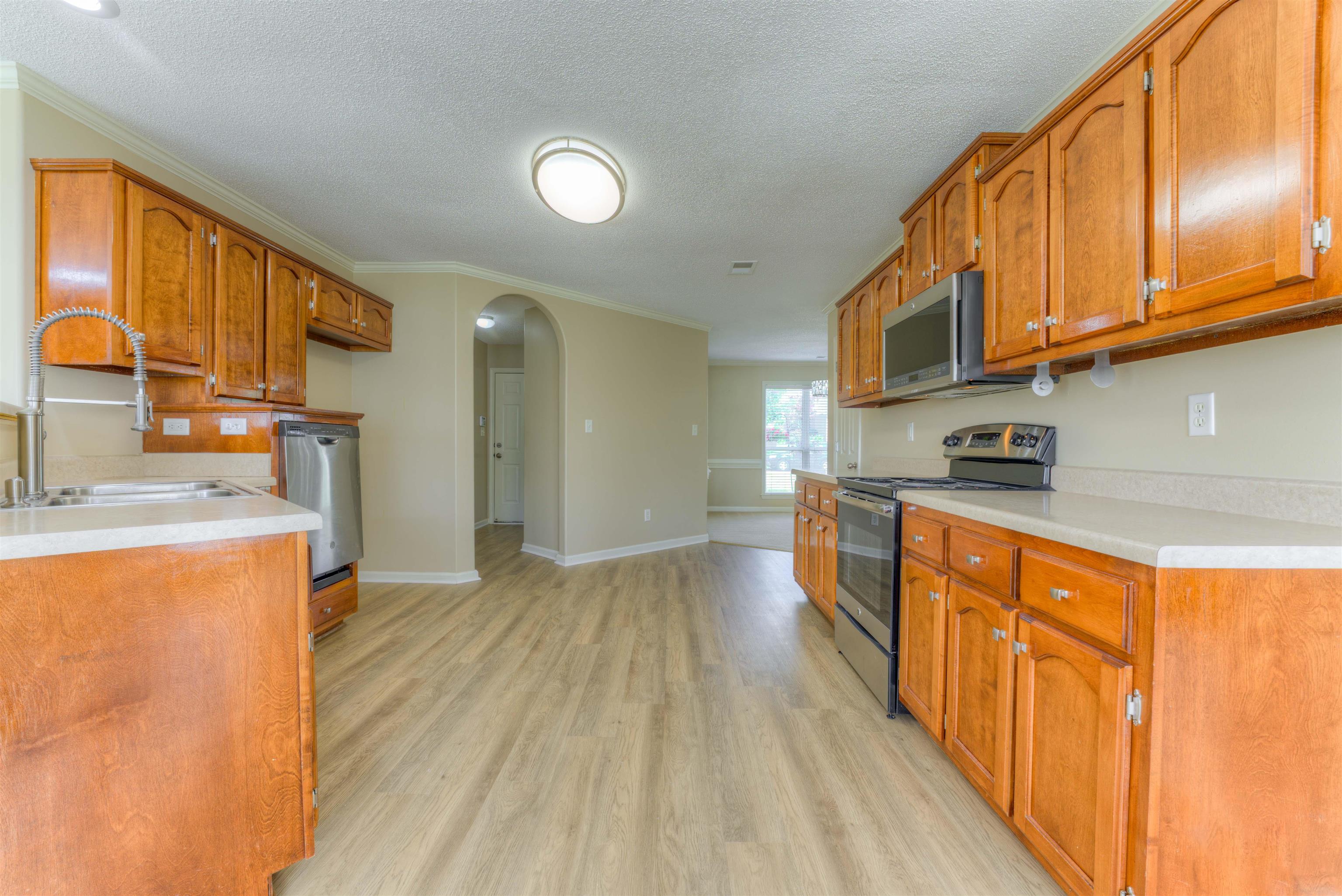 4501 GREENCEDAR LN