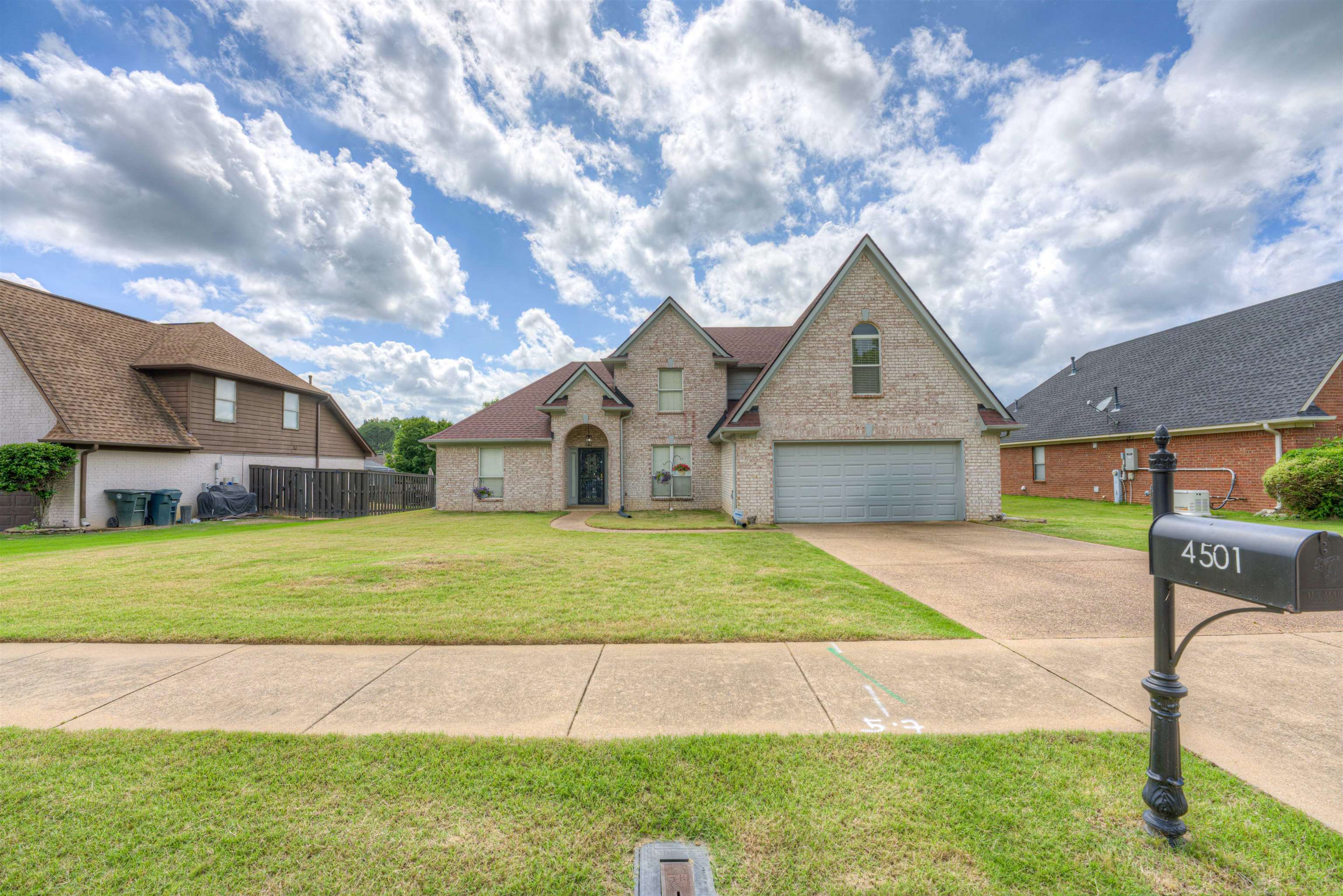 4501 GREENCEDAR LN