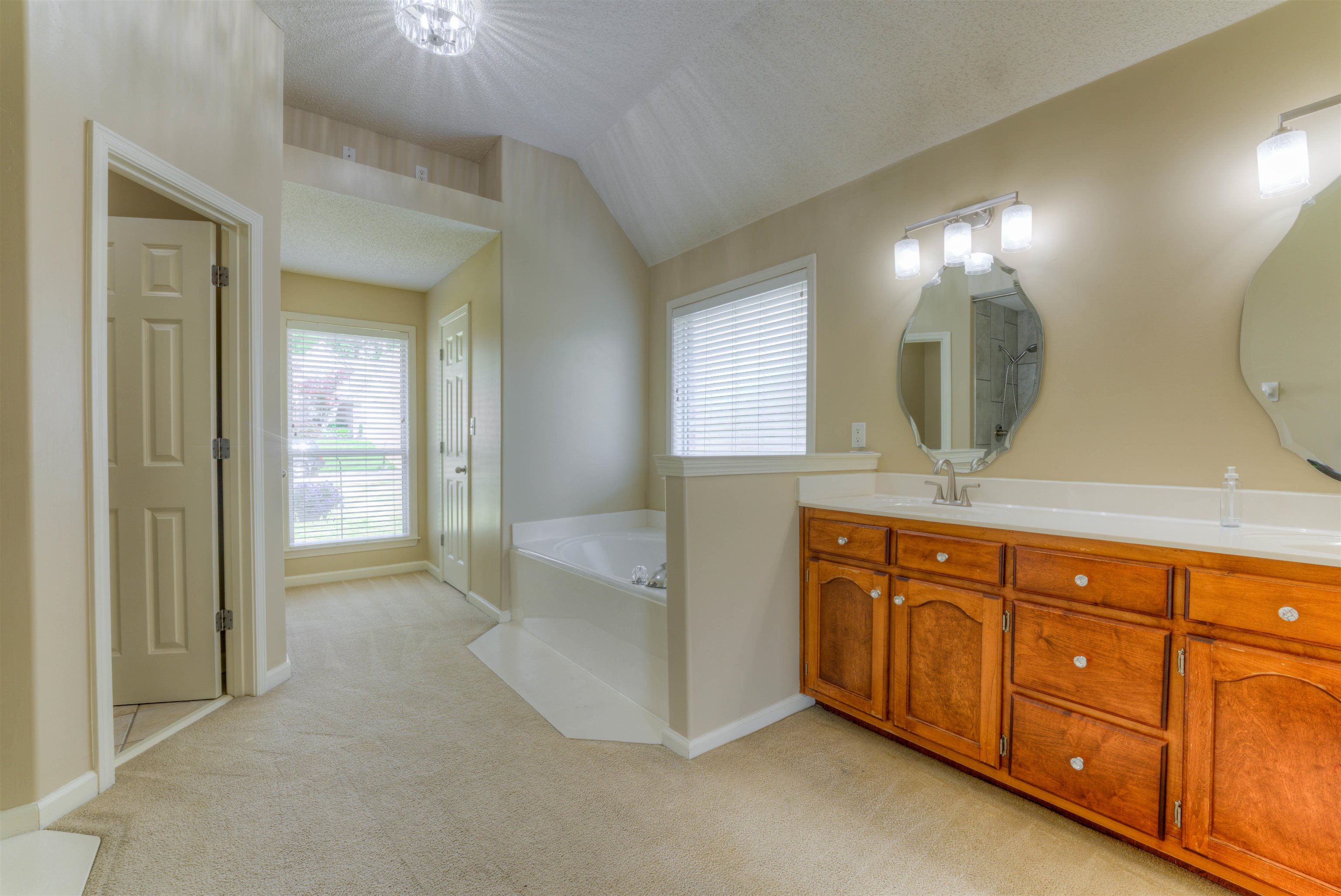 4501 GREENCEDAR LN