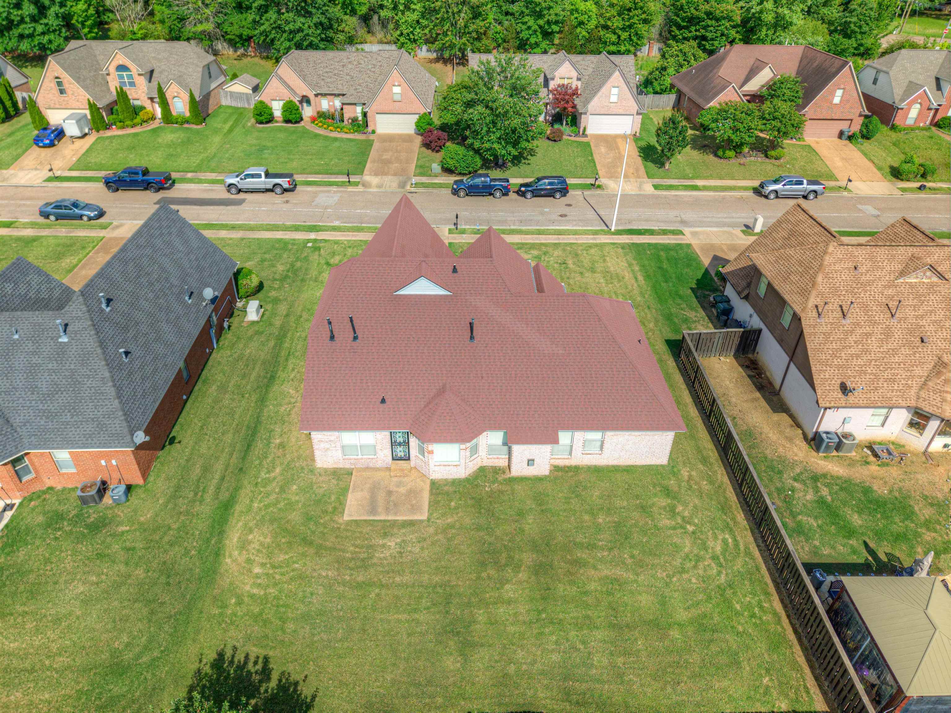 4501 GREENCEDAR LN
