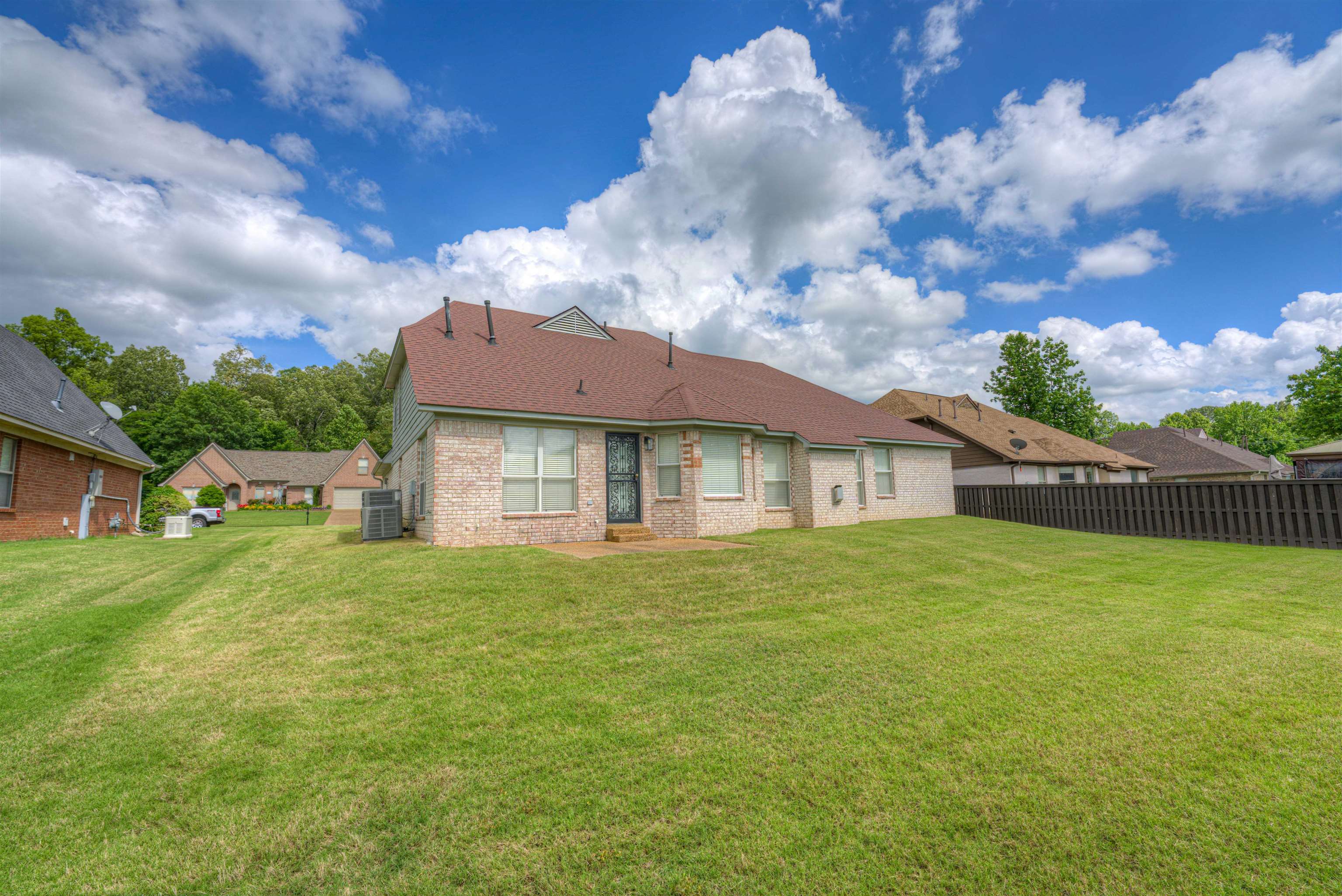 4501 GREENCEDAR LN