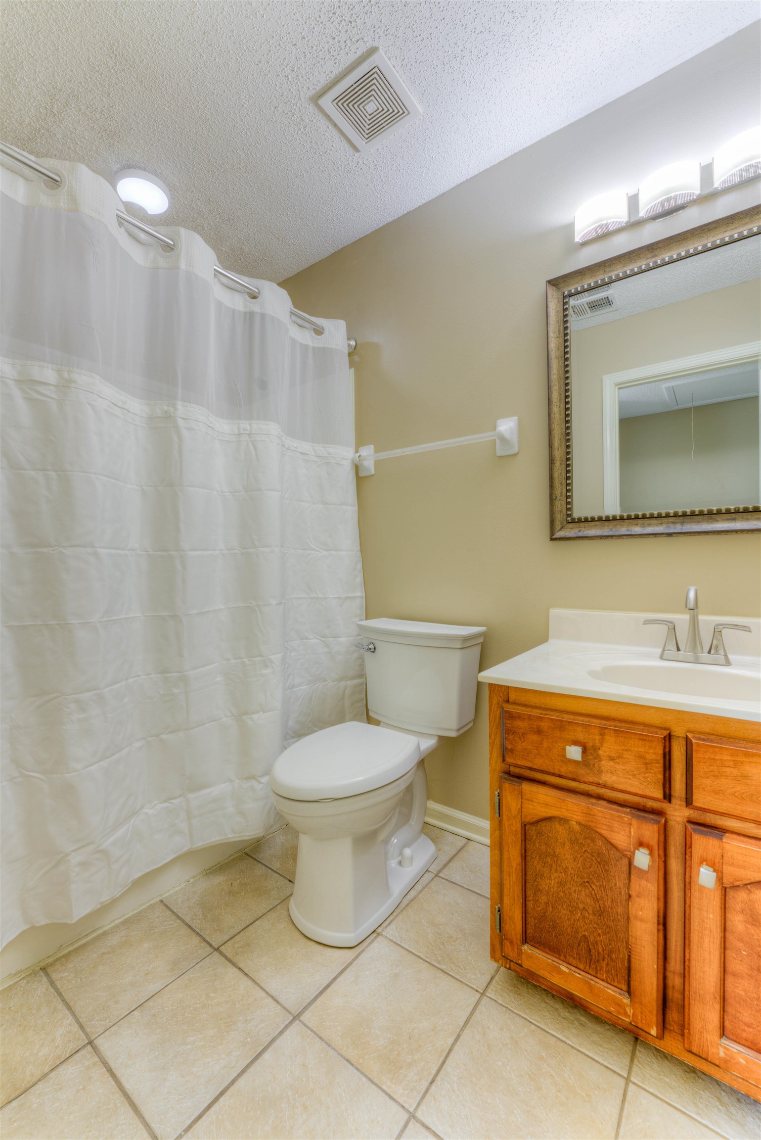 4501 GREENCEDAR LN